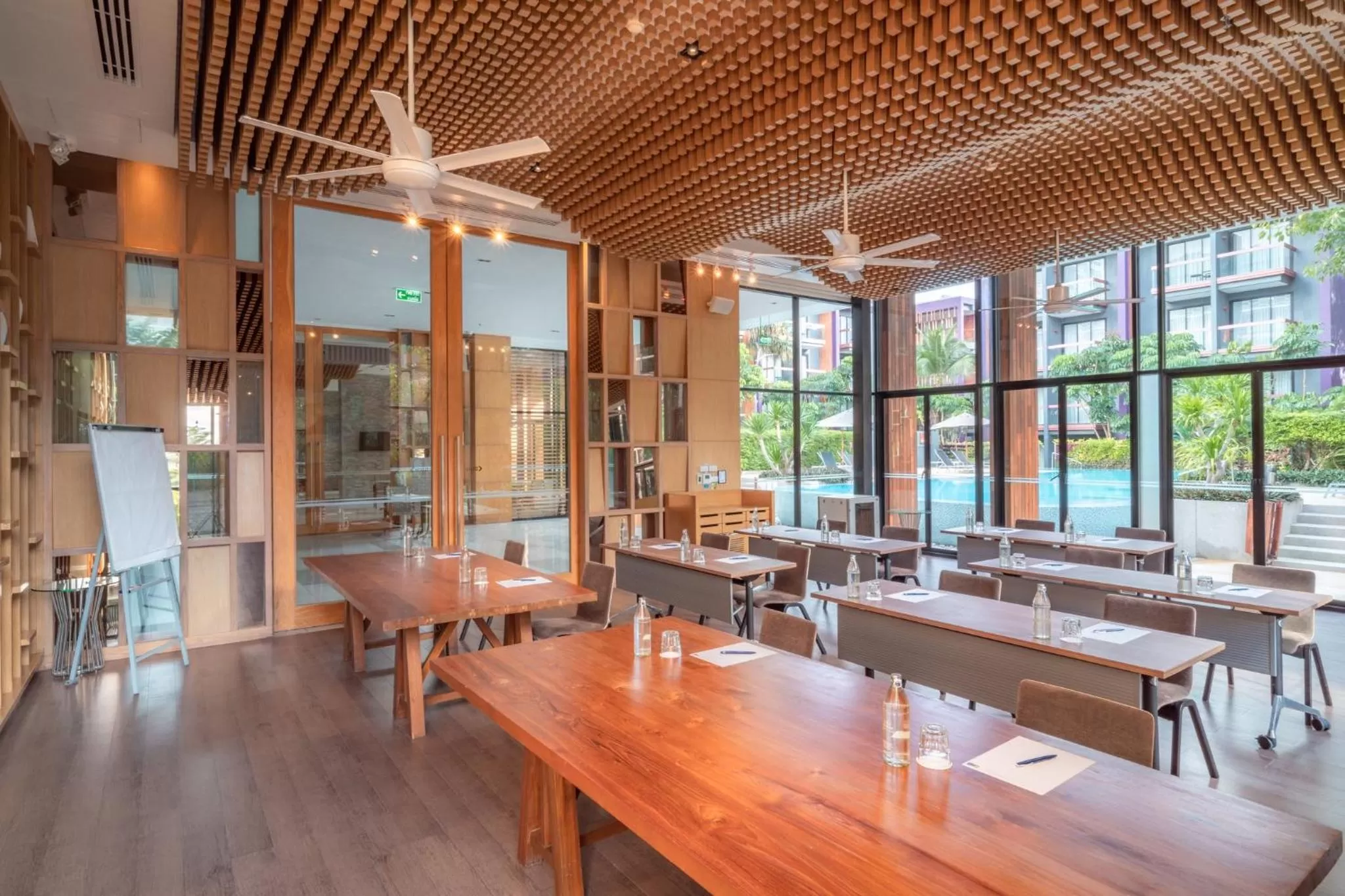 Meeting/conference room in Holiday Inn Express Phuket Patong Beach Central by IHG