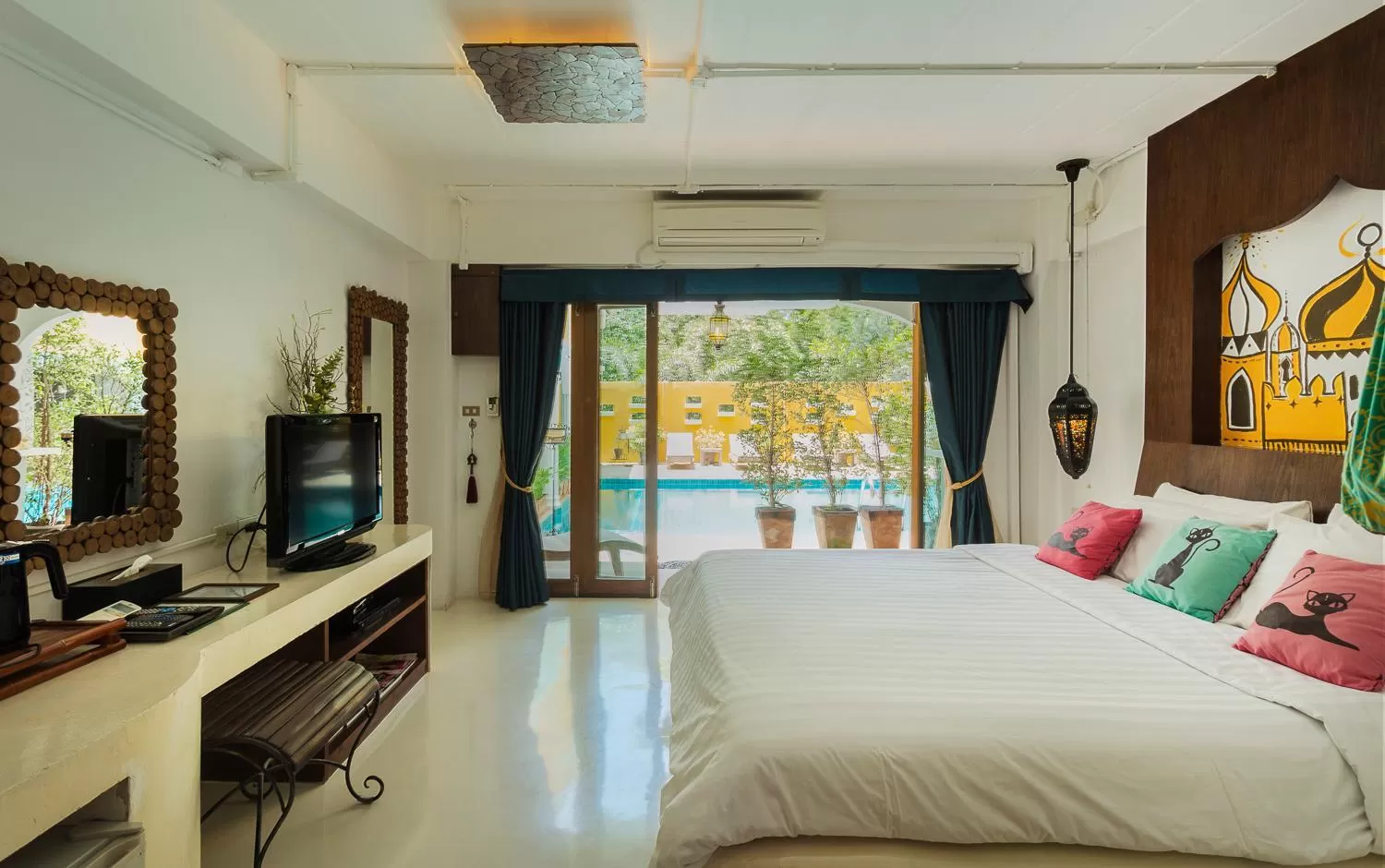 Bed in Riad Hua Hin