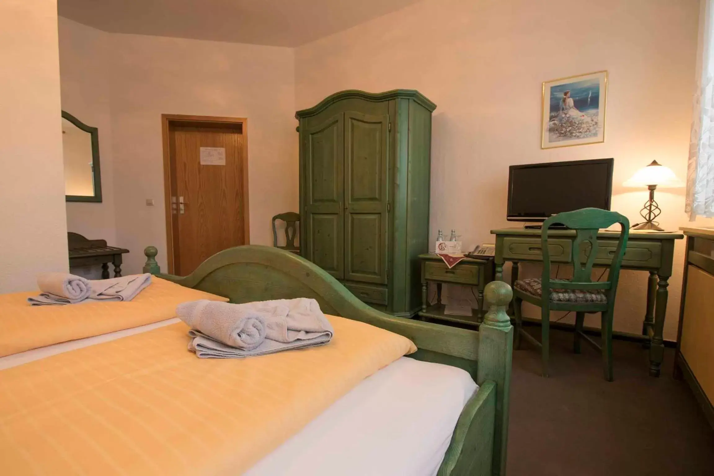 Double Room in Bürgerhaus Niesky Double Room in Bürgerhaus Niesky