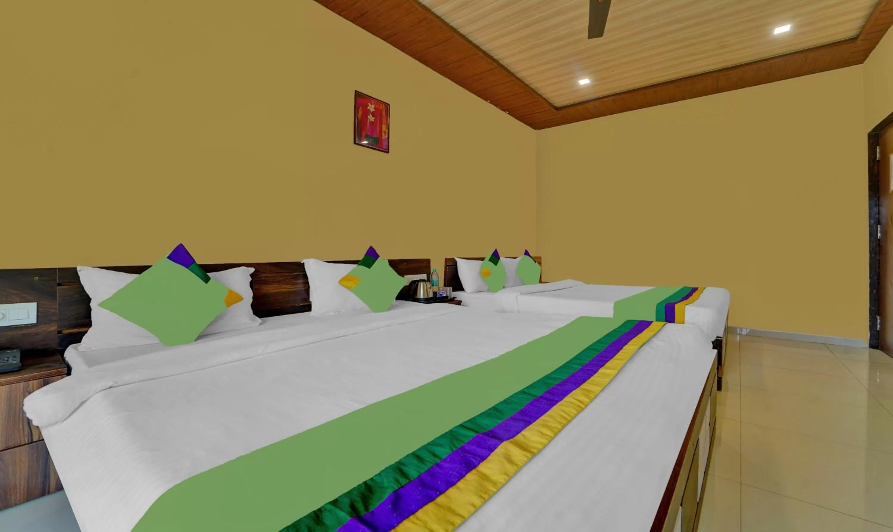 Bed in Treebo Trend Iceberg