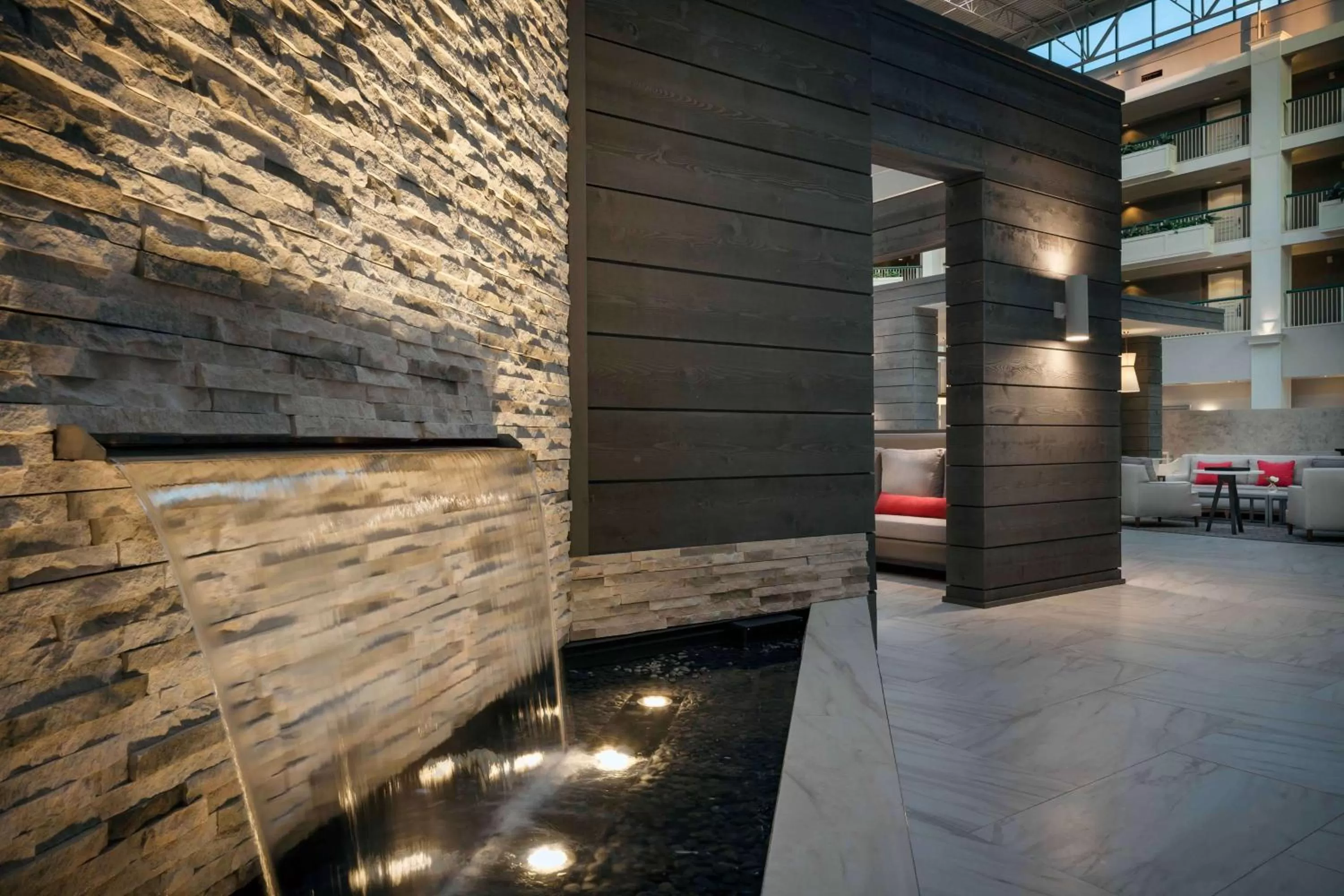 Property building in Hilton Suites Brentwood