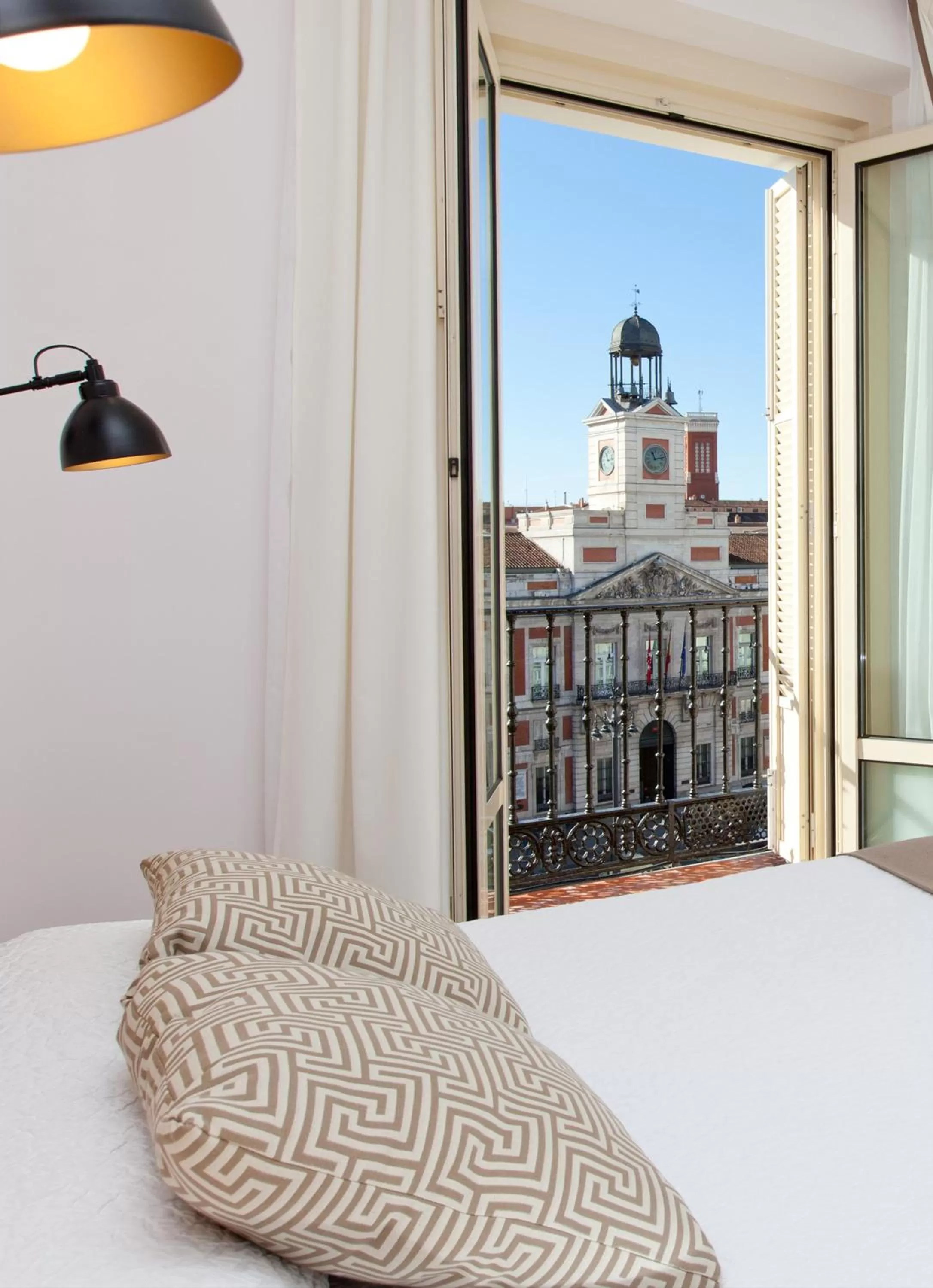 Nearby landmark, Bed in Hotel Europa