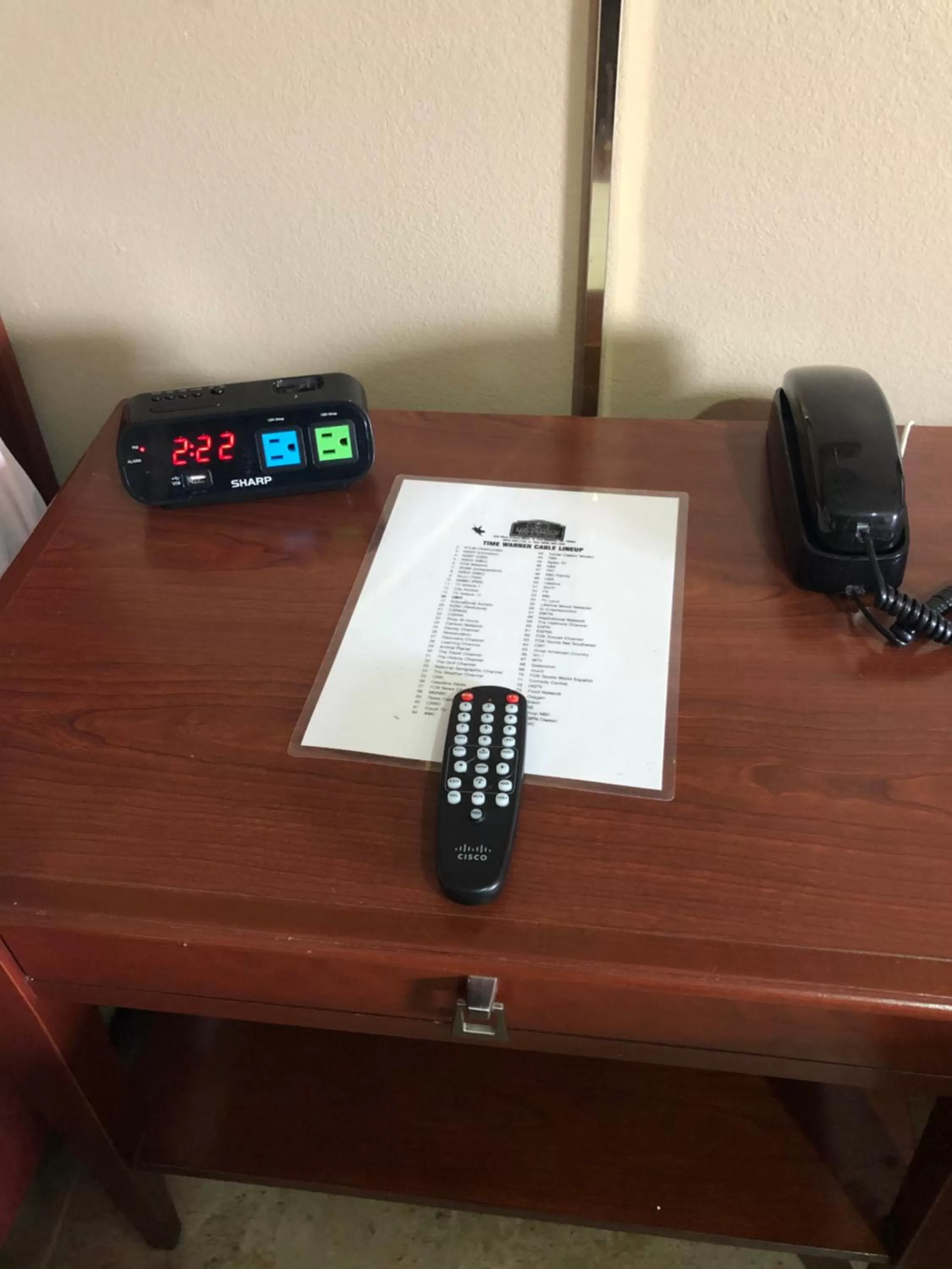 Los Fresnos Inn and Suites