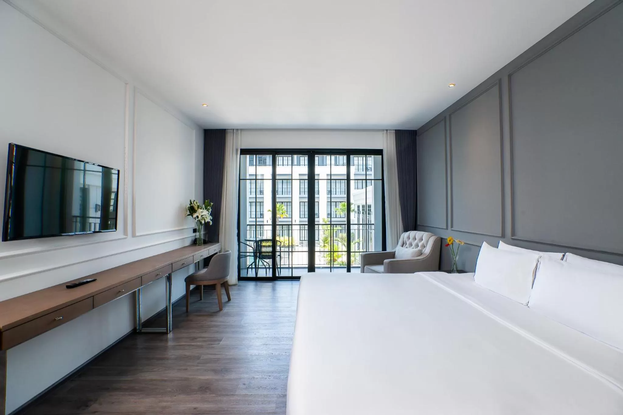 Bed in One Patio Hotel Pattaya - SHA Extra Plus