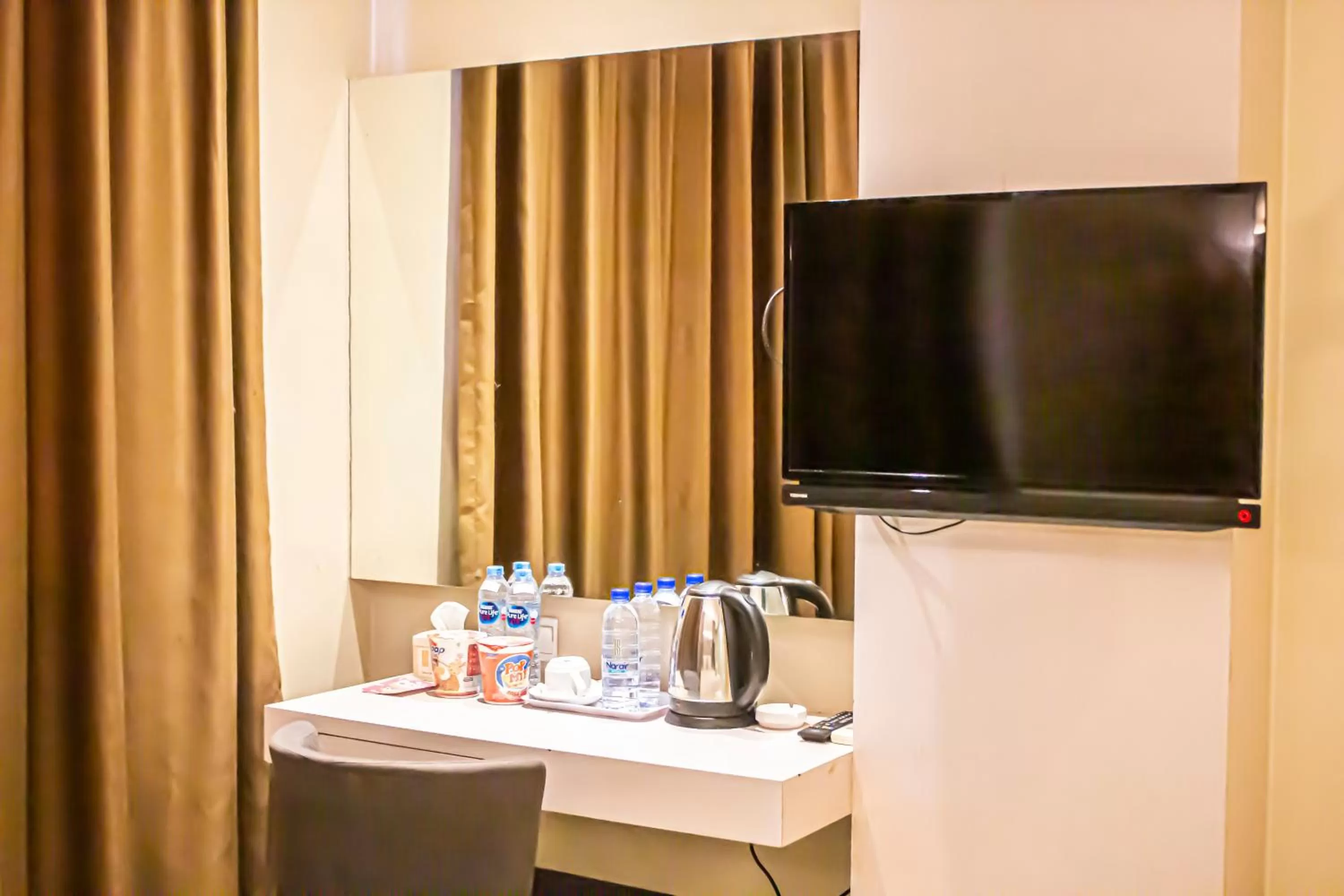 TV and multimedia in OS Hotel Airport Batam