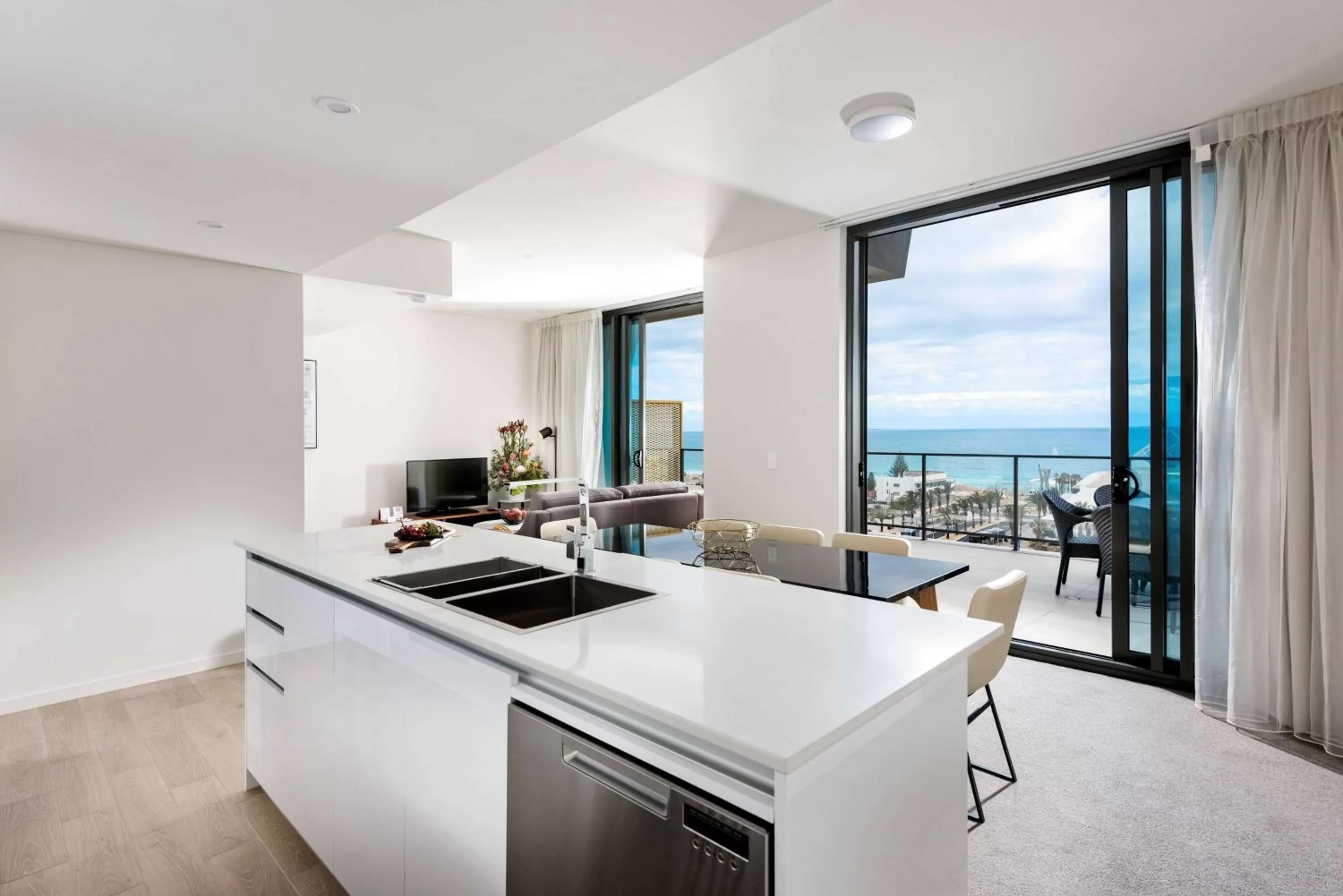 Photo of the whole room in Ramada by Wyndham VetroBlu Scarborough Beach