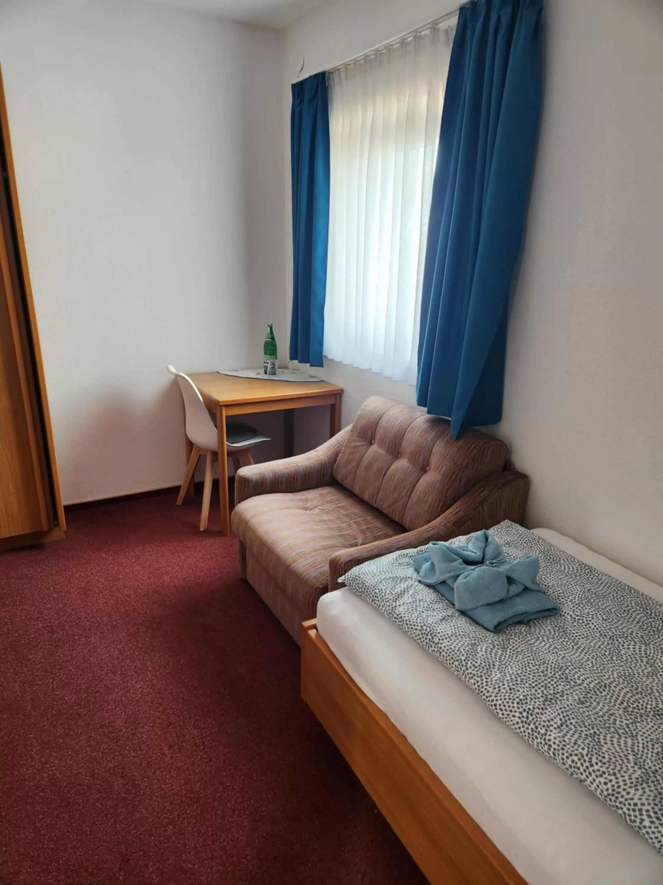 Bed in Mainstern Hotel