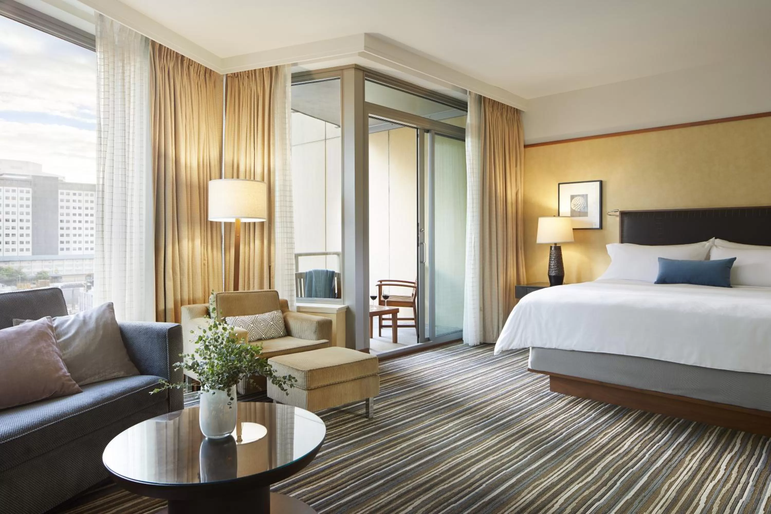 Studio Suite With Balcony in Pan Pacific Seattle