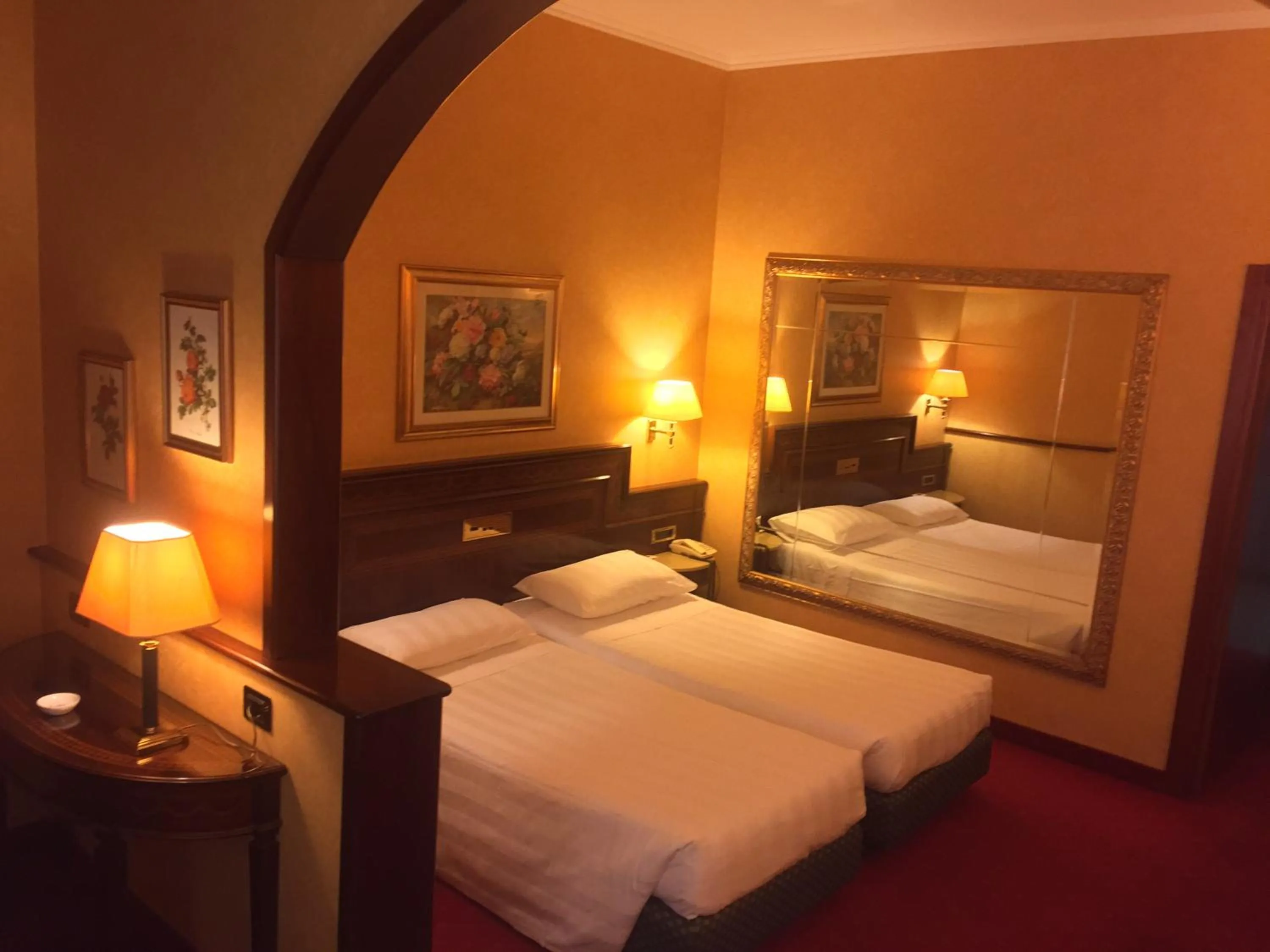 Photo of the whole room, Bed in Hotel Motel Luna