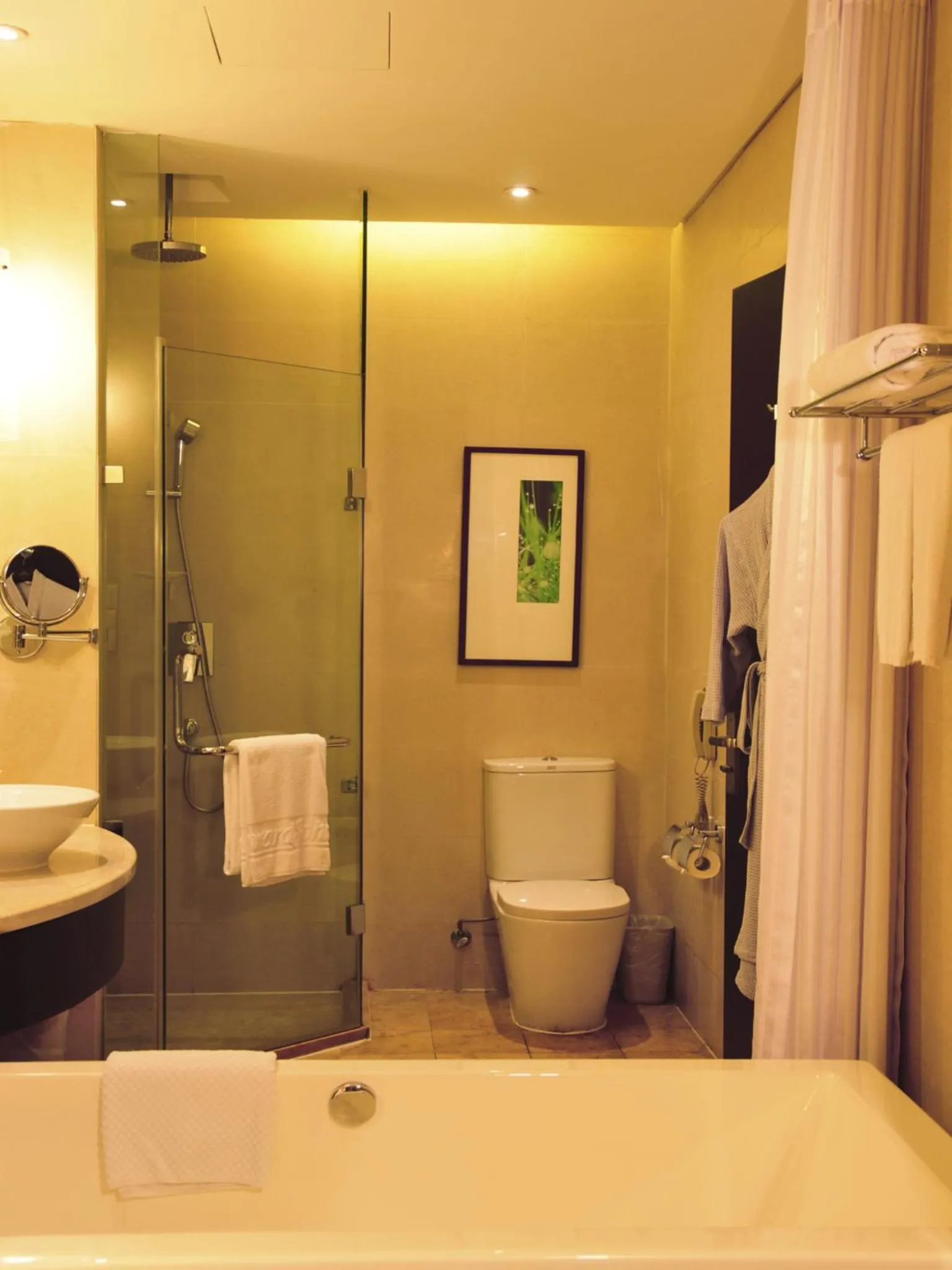 Toilet in Howard Johnson Resort Sanya Bay