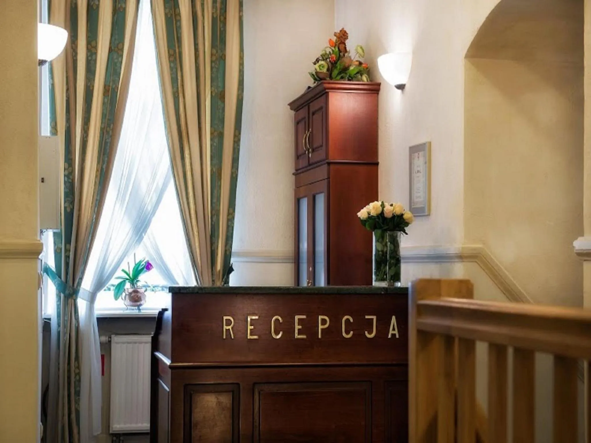 Lobby or reception in Aparthotel Karmel