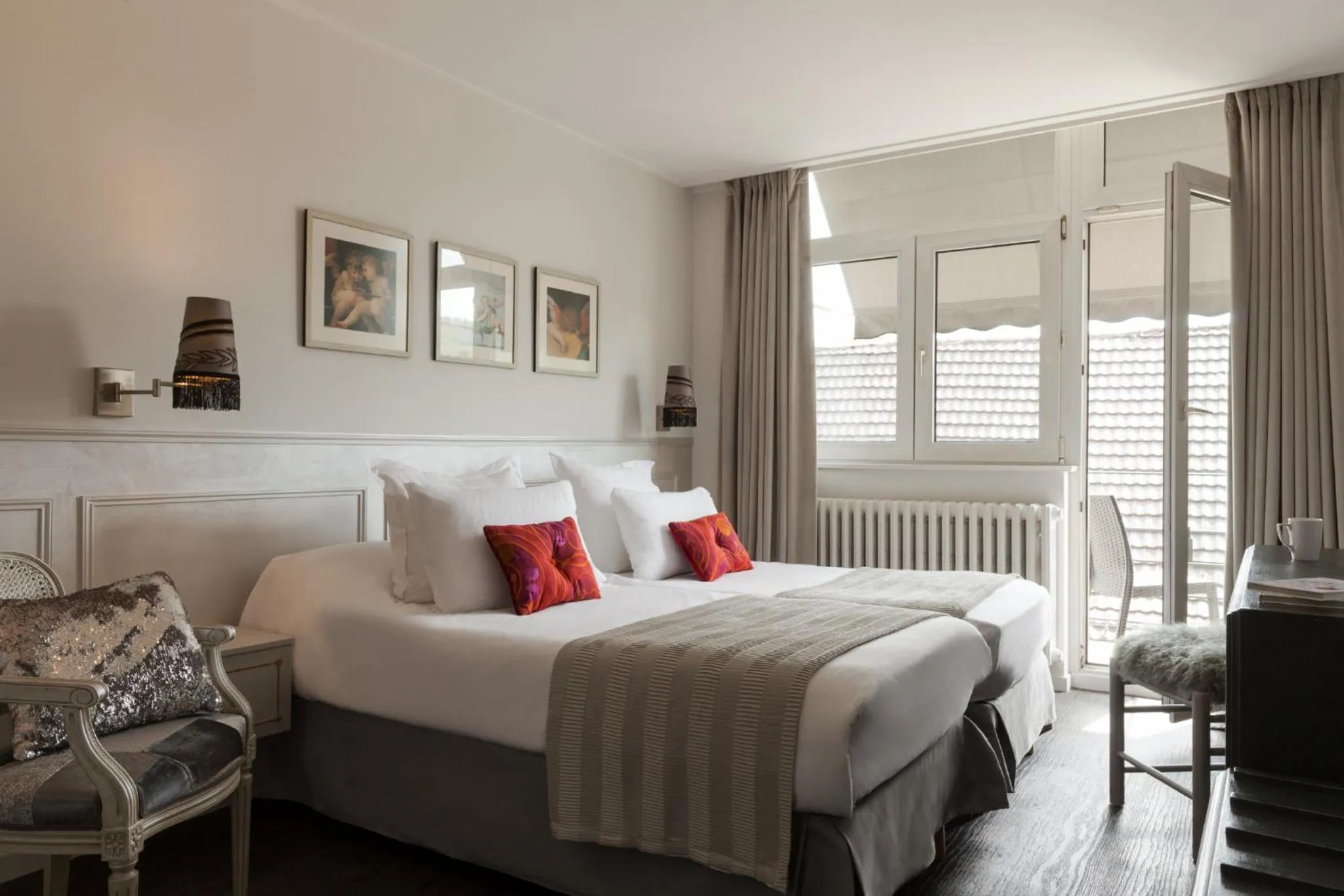 Bed in The Originals City Hotel de l Ange Guebwiller