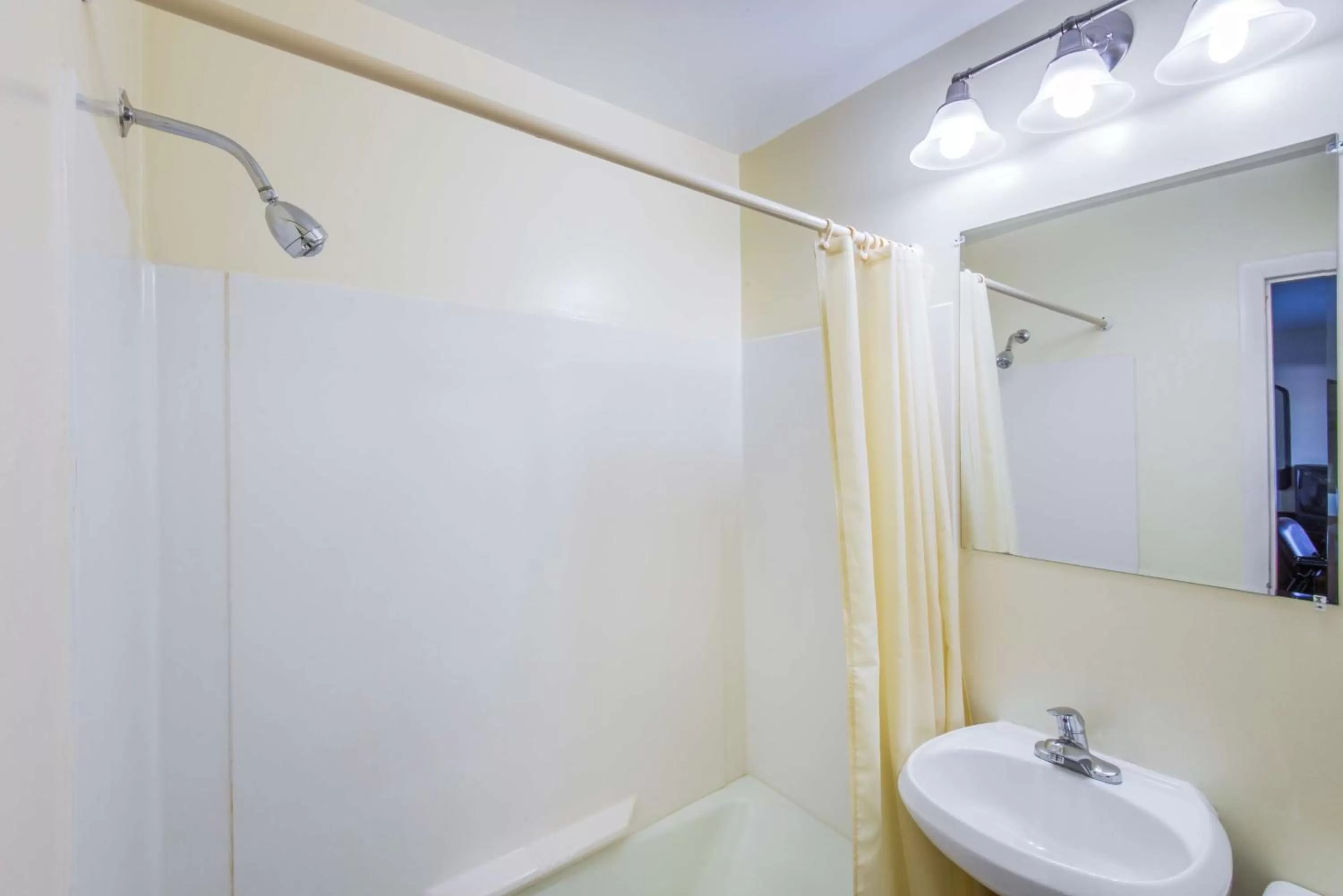 Bathroom in Relax Inn