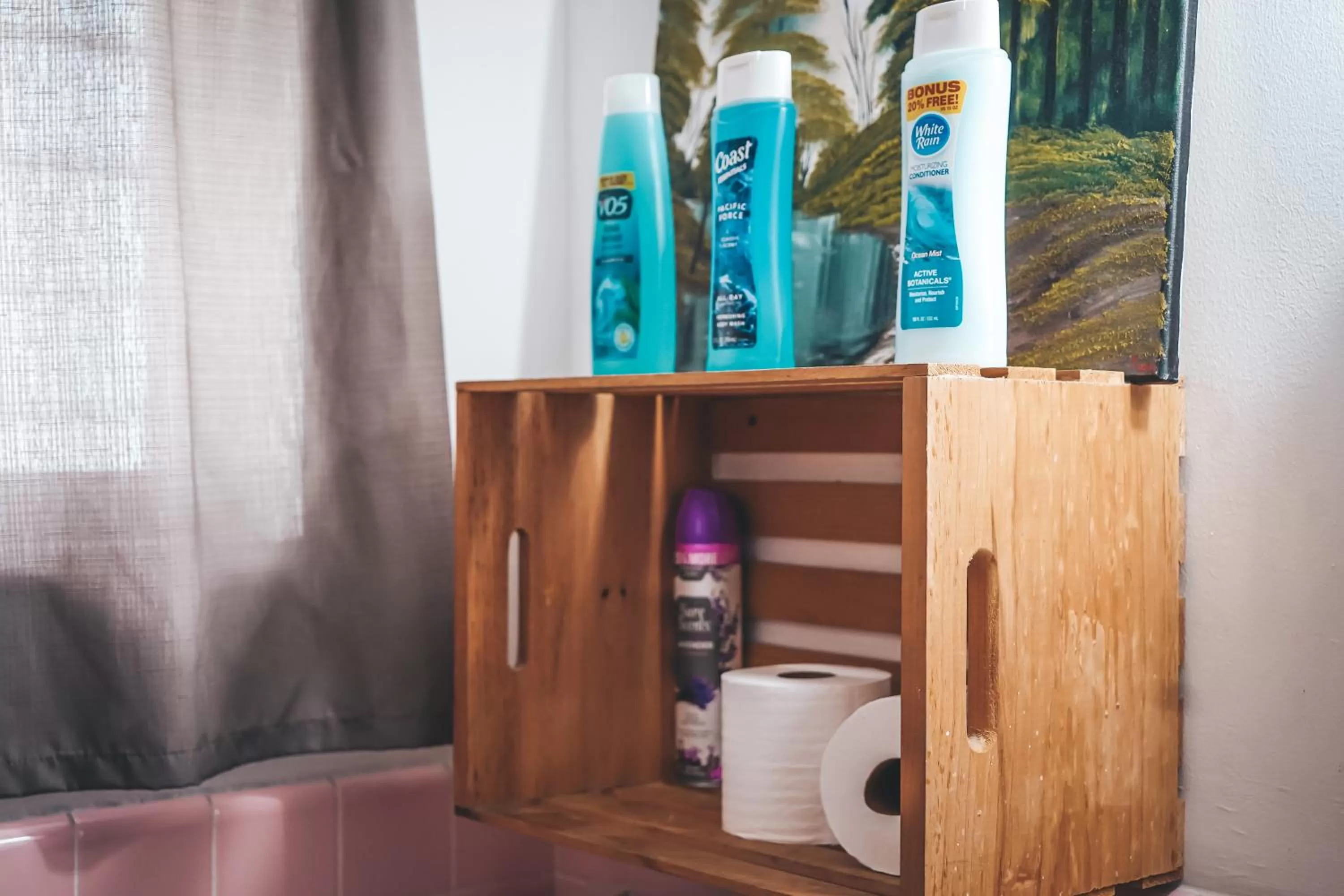 Bathroom in Hollywood Light Haven Lodge