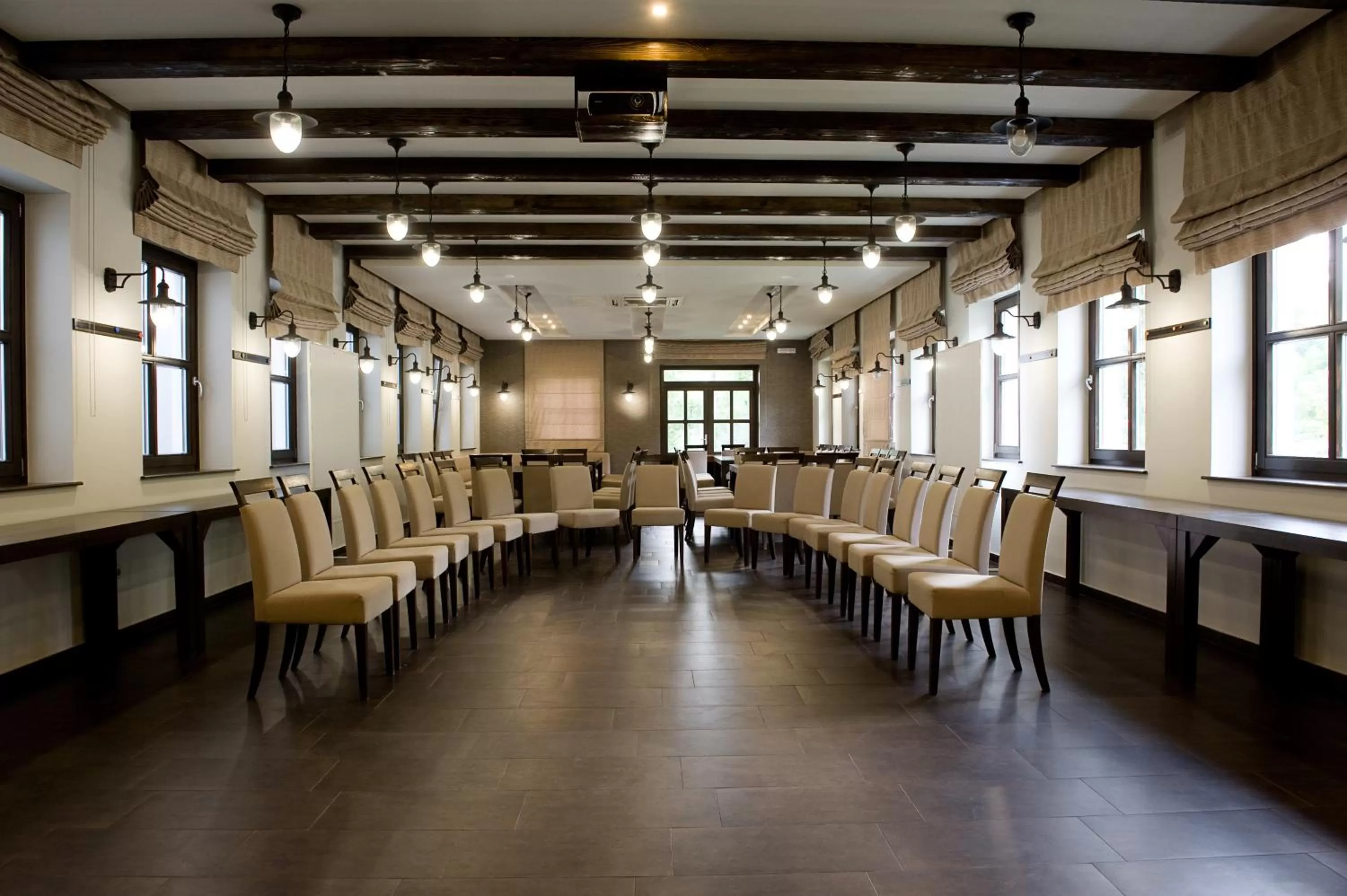 Communal lounge/ TV room, Restaurant/Places to Eat in Varga Tanya Hotel