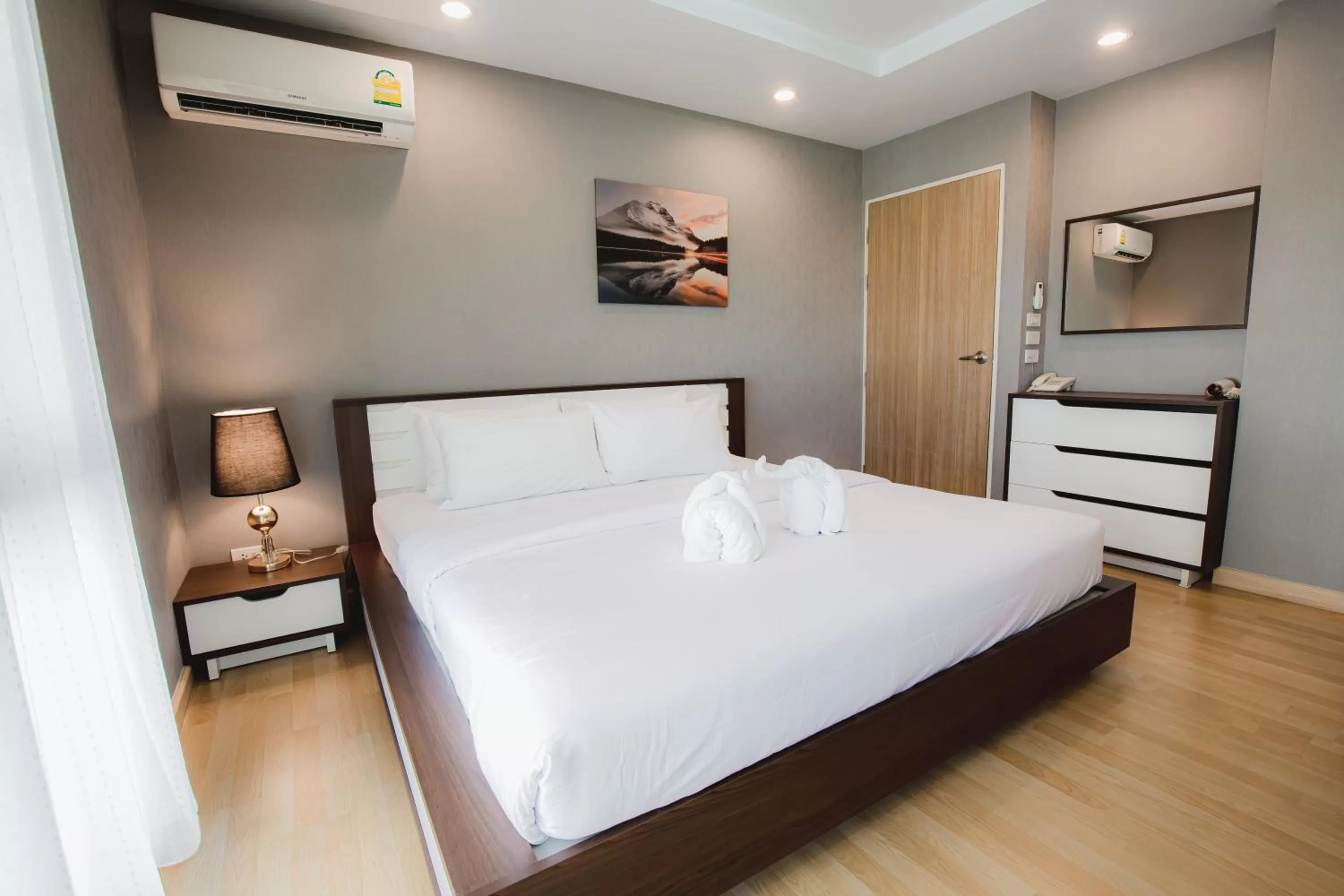 Photo of the whole room, Bed in ไอยรา อยุธยา The Aiyara Ayutthaya