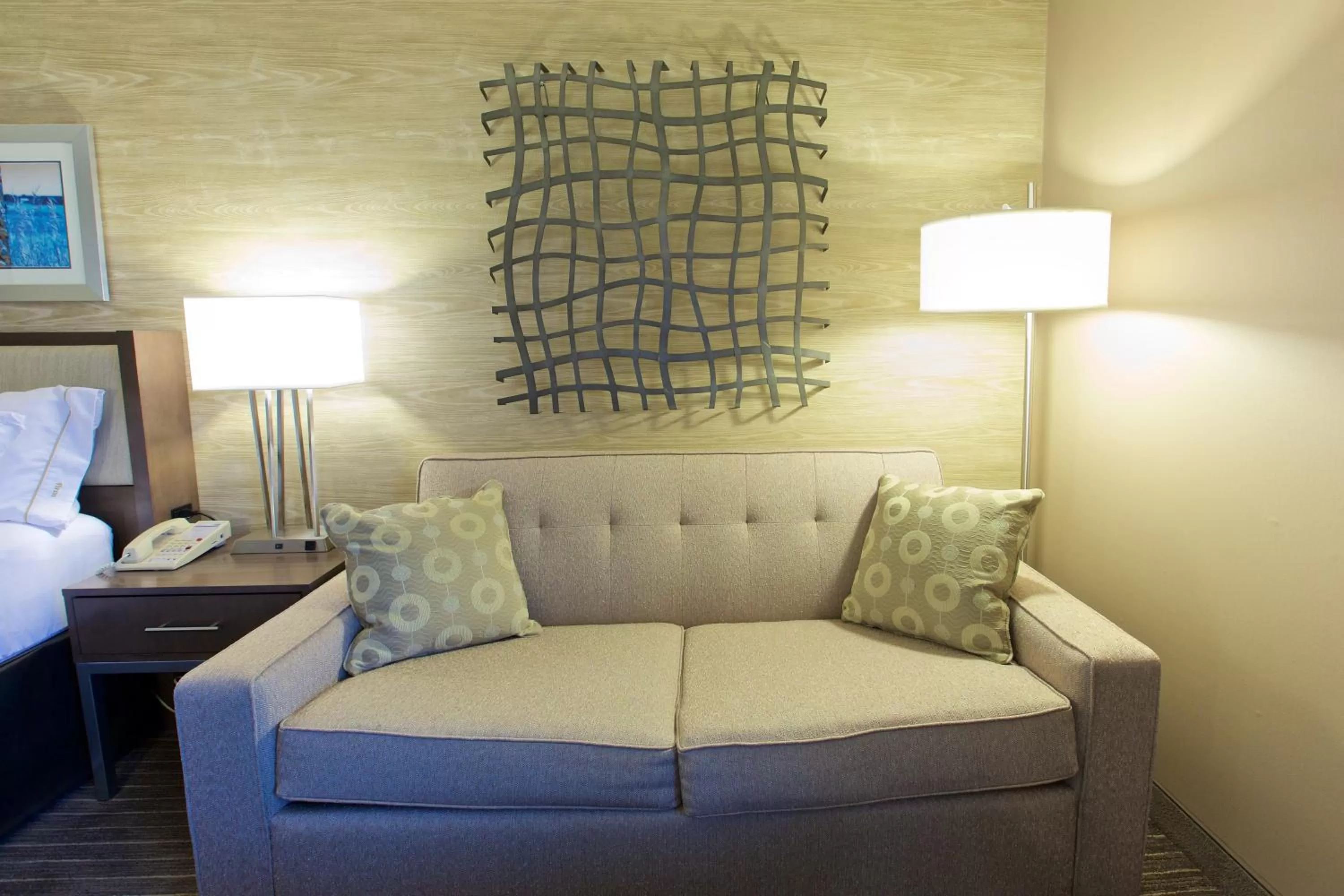 Photo of the whole room, Bed in Holiday Inn Express Fargo - West Acres by IHG