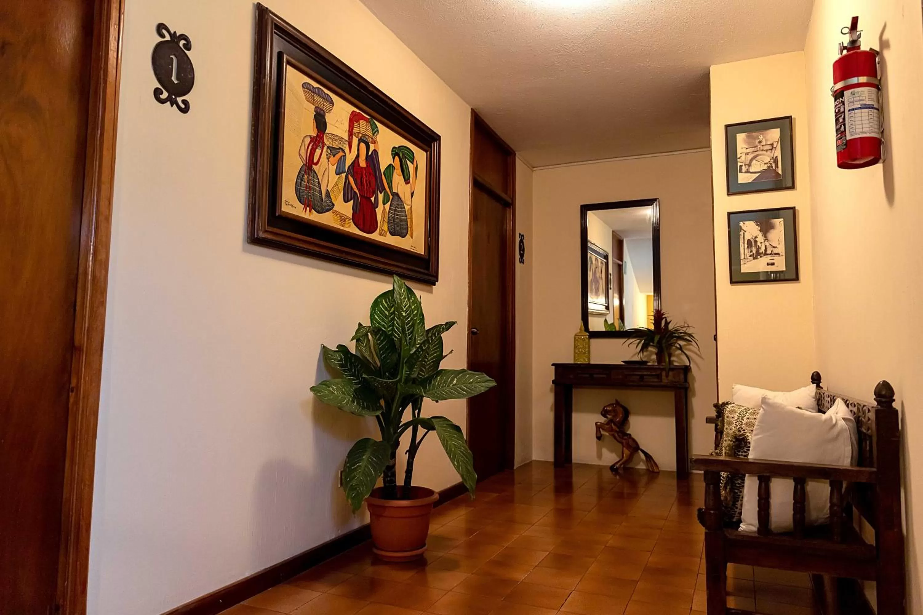 Property building in Hostal Donde Regina