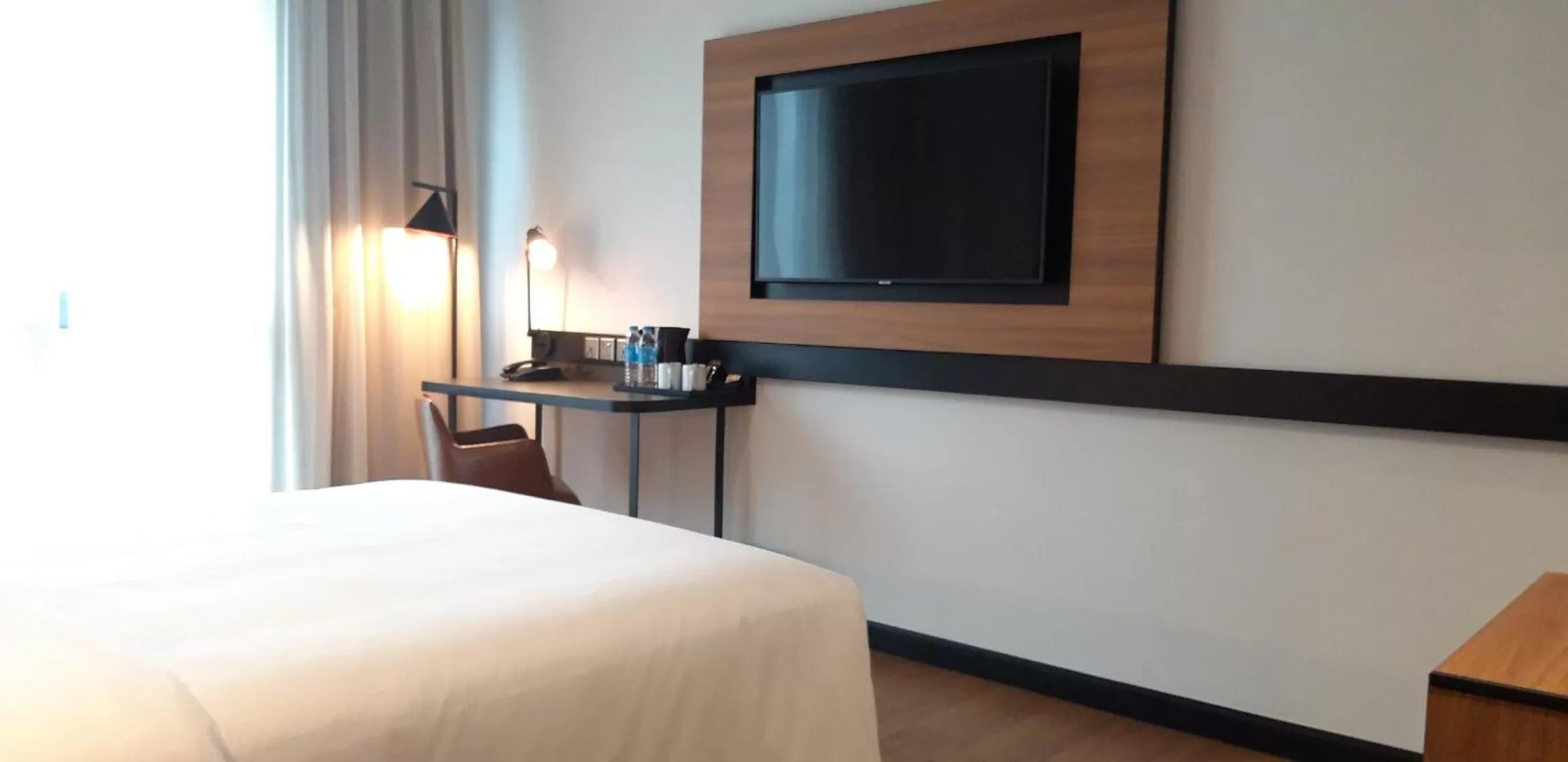 TV and multimedia, Bed in Travelodge Ipoh