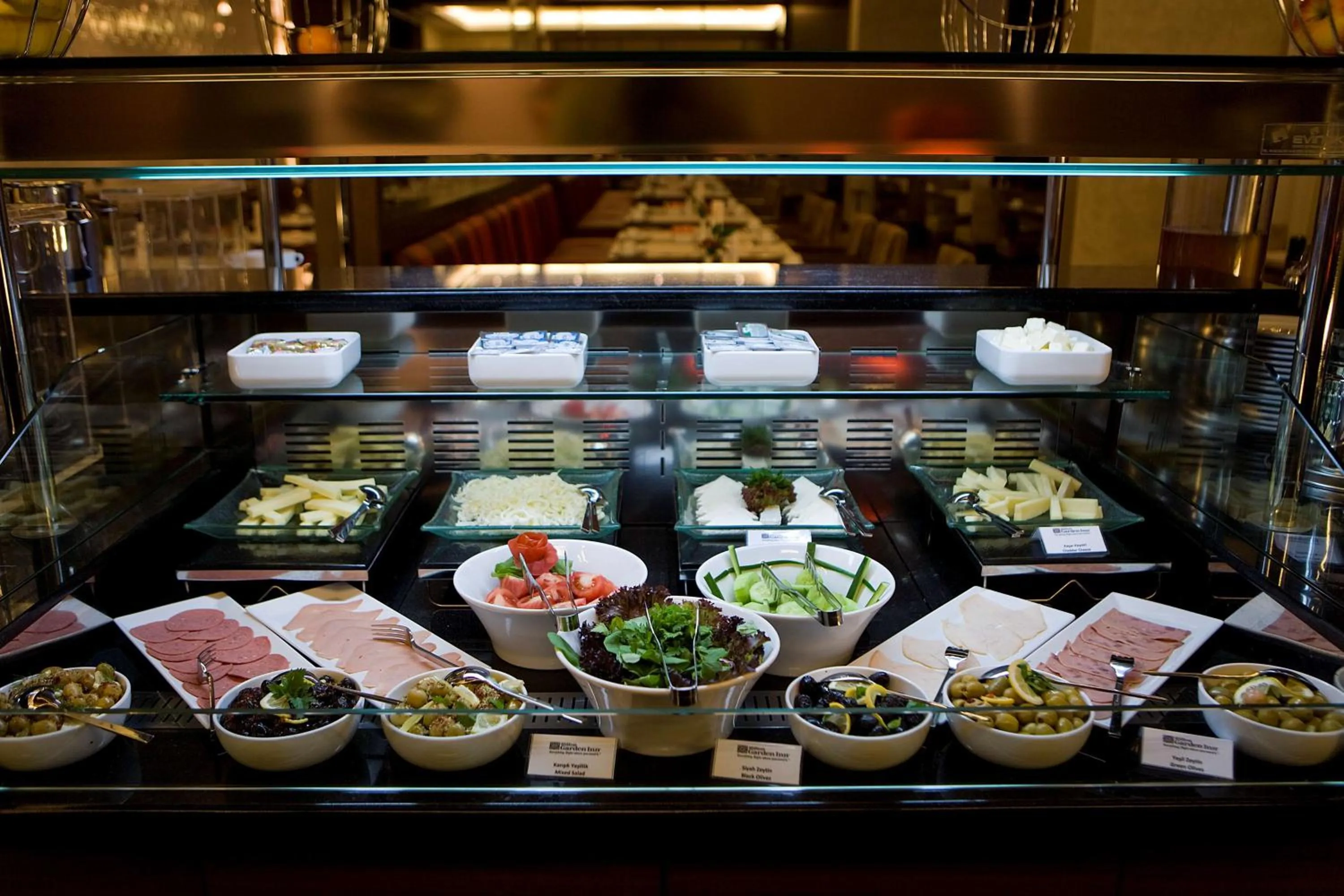 Restaurant/places to eat in Hilton Garden Inn Kutahya