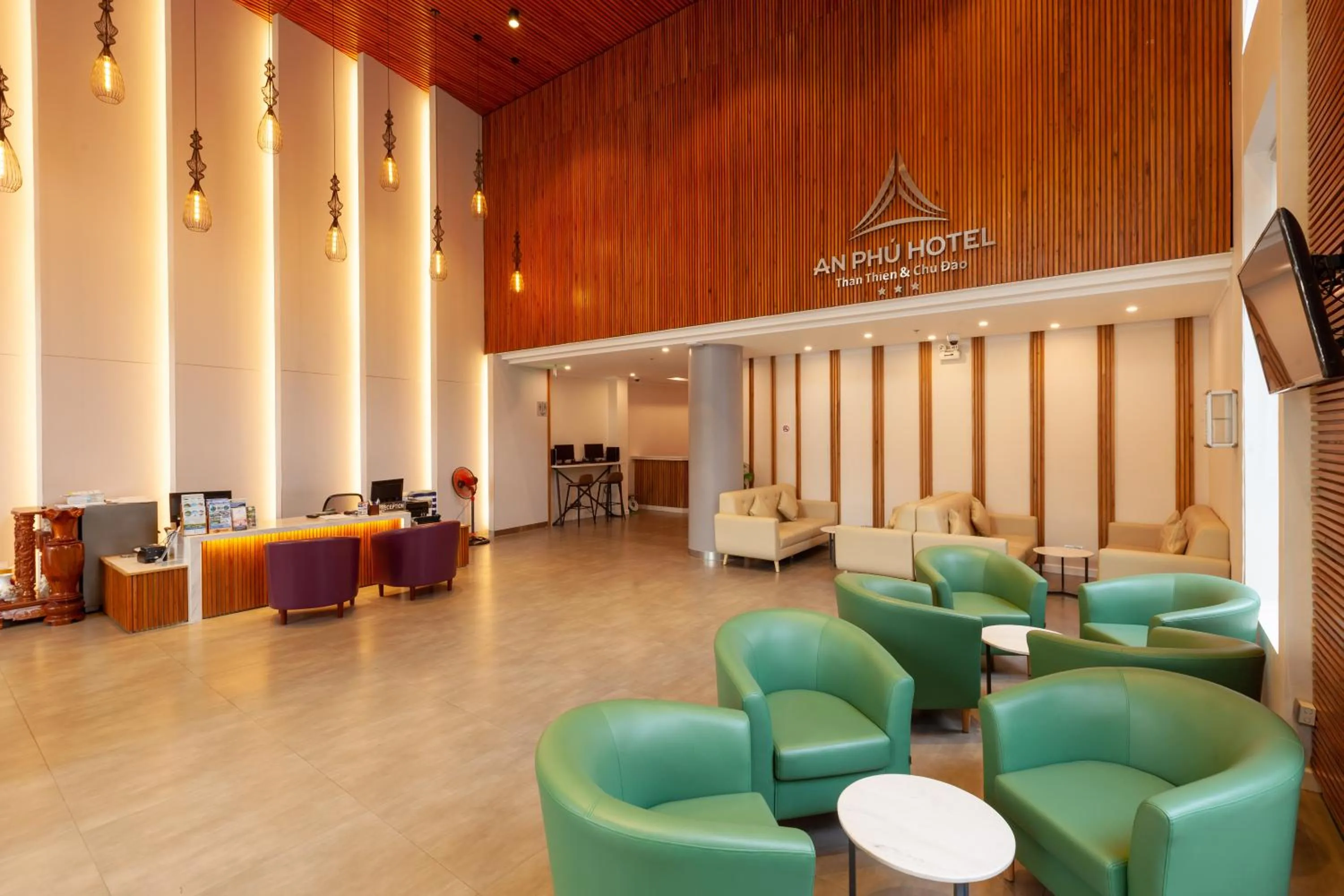 Lobby or reception in An Phu Hotel