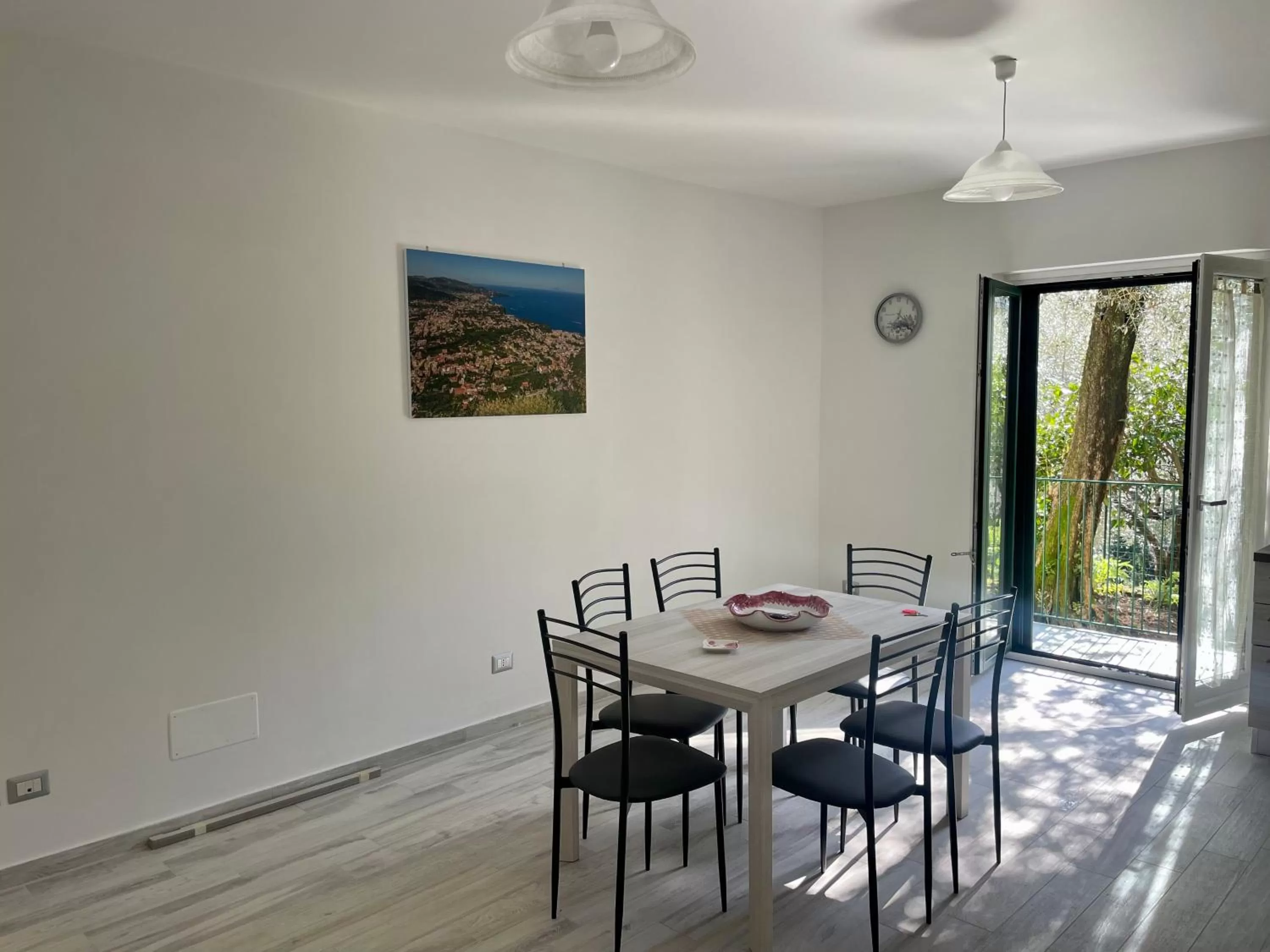 Communal lounge/ TV room in Sorrento Realty Holidays - The smile of the sun