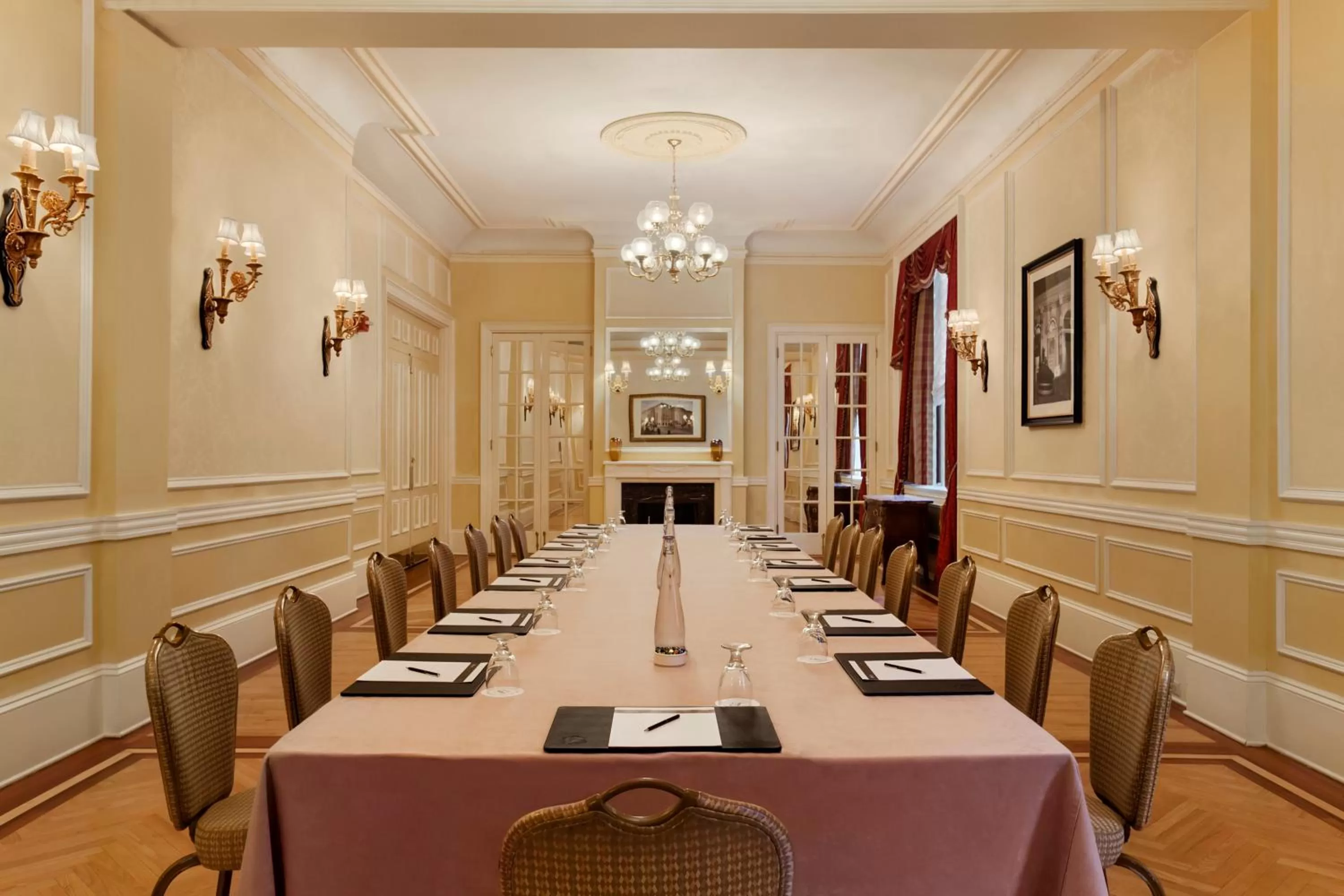 Business facilities in Fairmont Copley Plaza