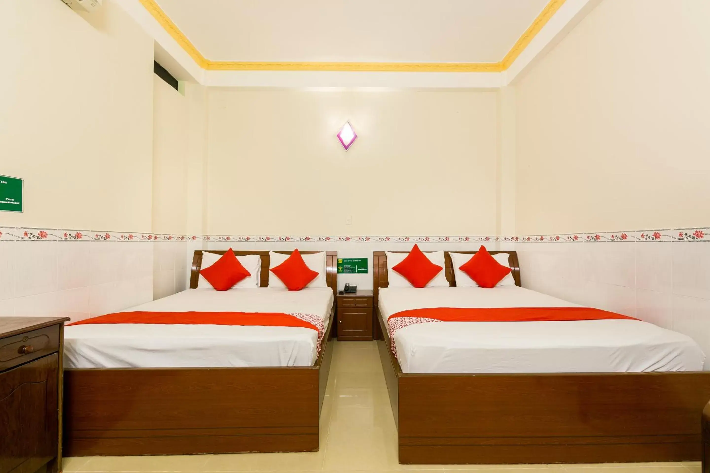 Deluxe Family Room in Ngoc Linh Hotel Deluxe Family Room in Ngoc Linh Hotel