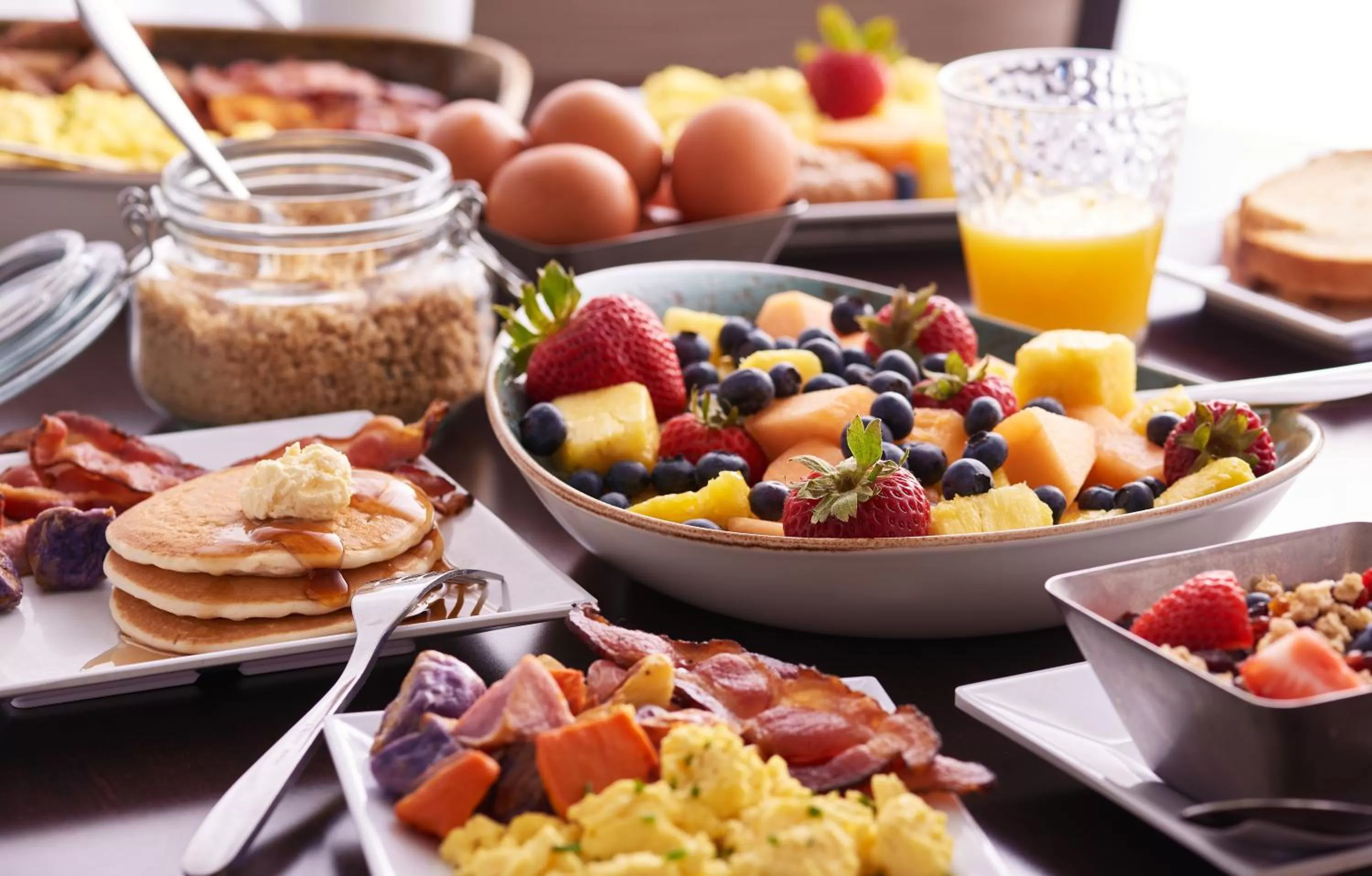 Buffet breakfast in Hyatt Place Dubai Jumeirah Residences