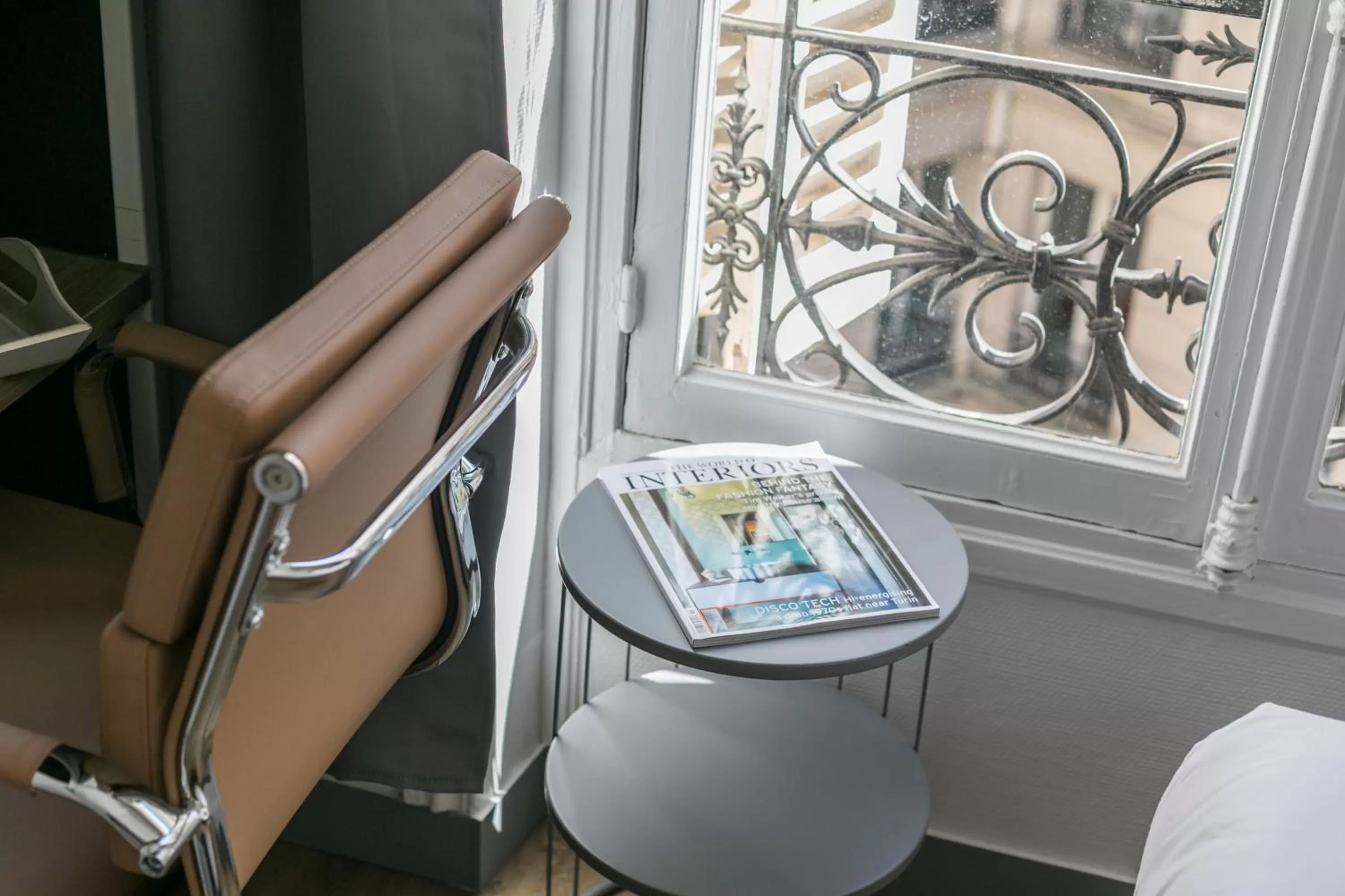 Seating area in WS Haussmann - La Fayette