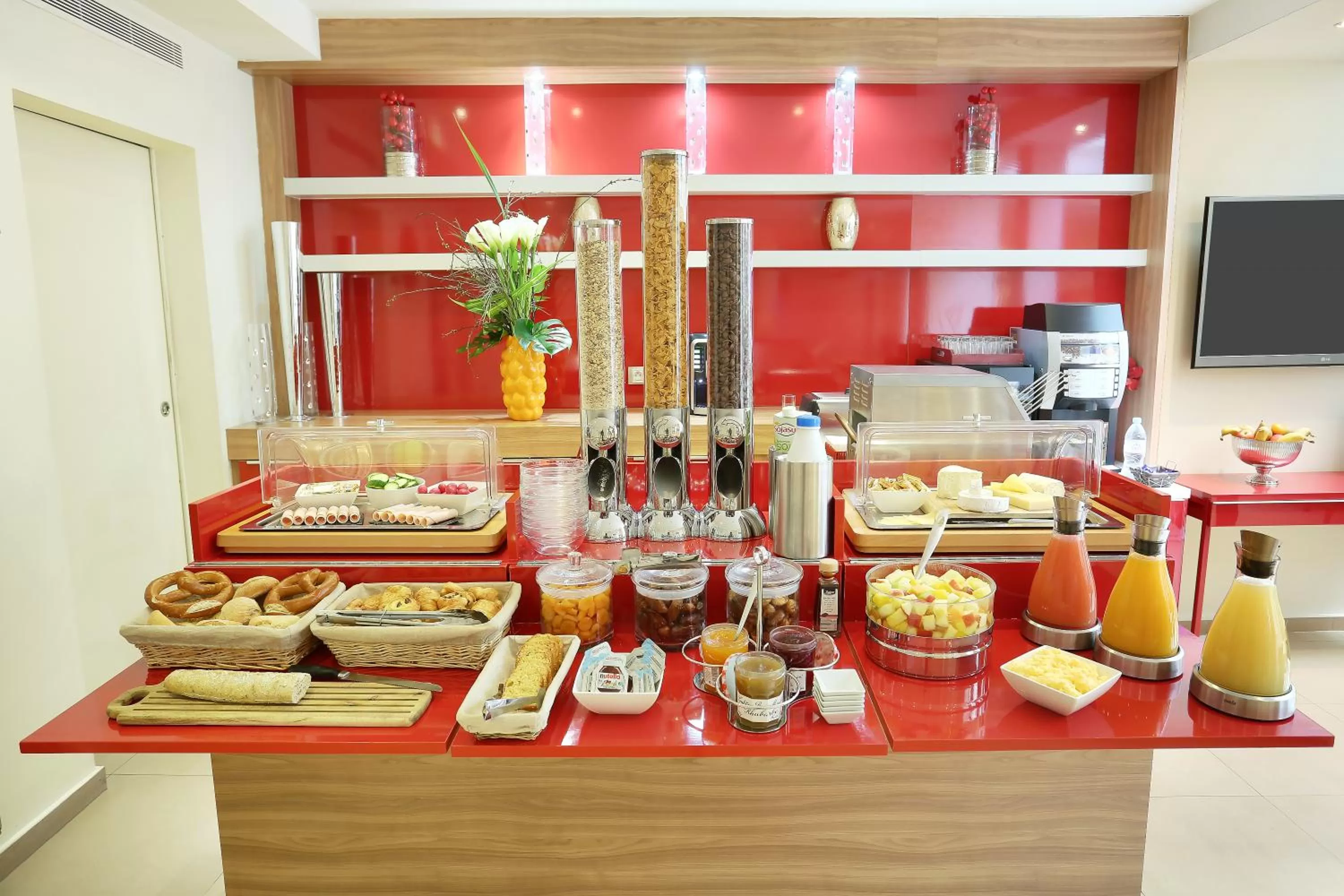 Continental breakfast in Le Grand Hôtel de Normandie