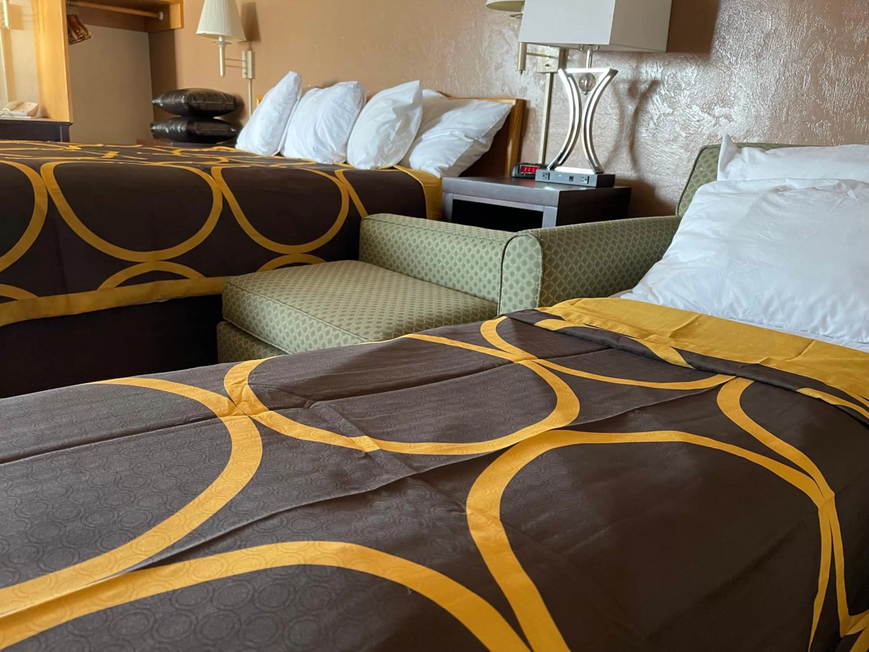 Bed in Super 8 by Wyndham Ketchikan