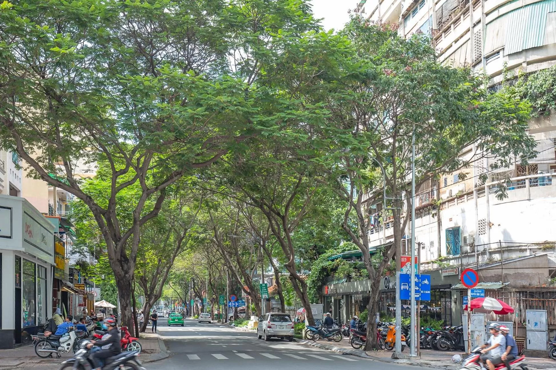 Neighbourhood in Hoang Lan Hotel