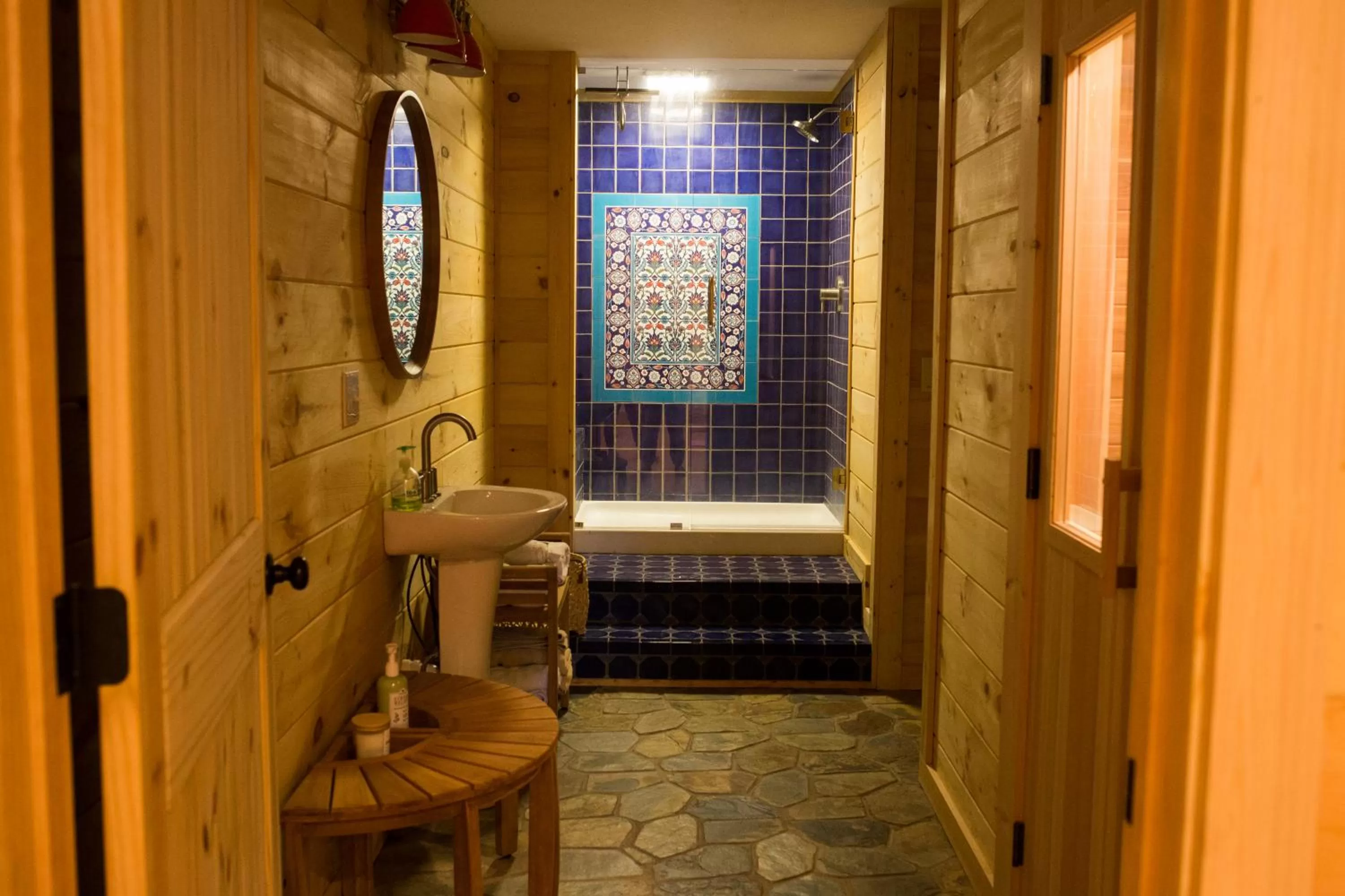 Spa and wellness centre/facilities in Log Country Inn Bed and Breakfast of Ithaca