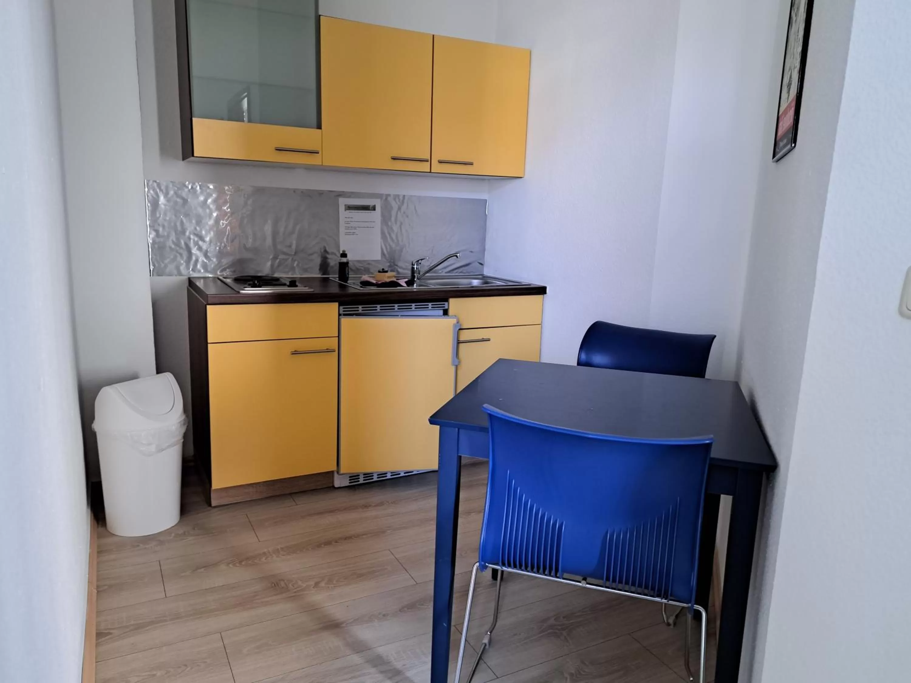 Kitchen/Kitchenette in Apartment-Hotel Schillerplatz