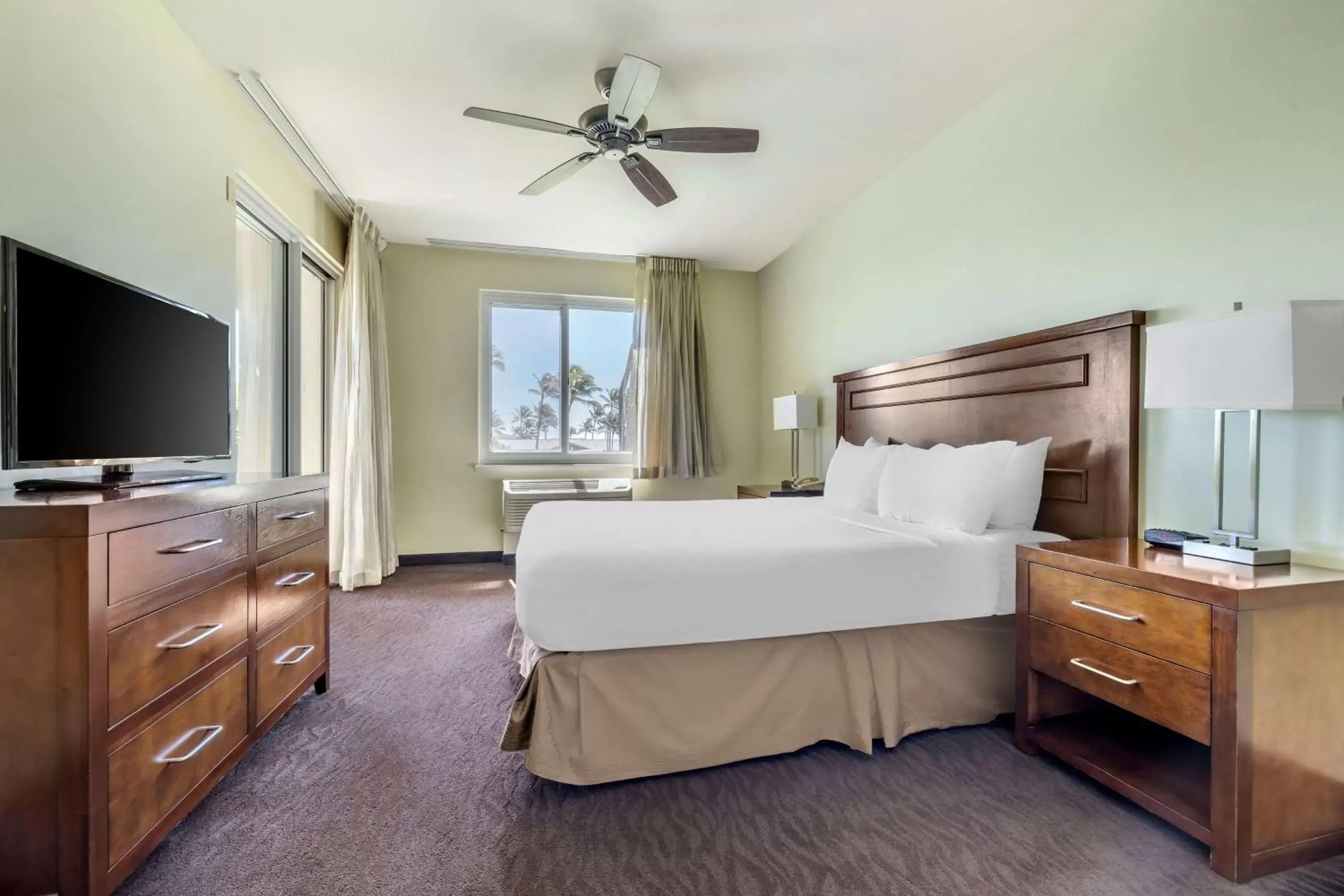 Two Bedroom Suite with Garden View and Accessible Tub in Hilton Vacation Club The Point at Poipu Kauai Two Bedroom Suite with Garden View and Accessible Tub in Hilton Vacation Club The Point at Poipu Kauai