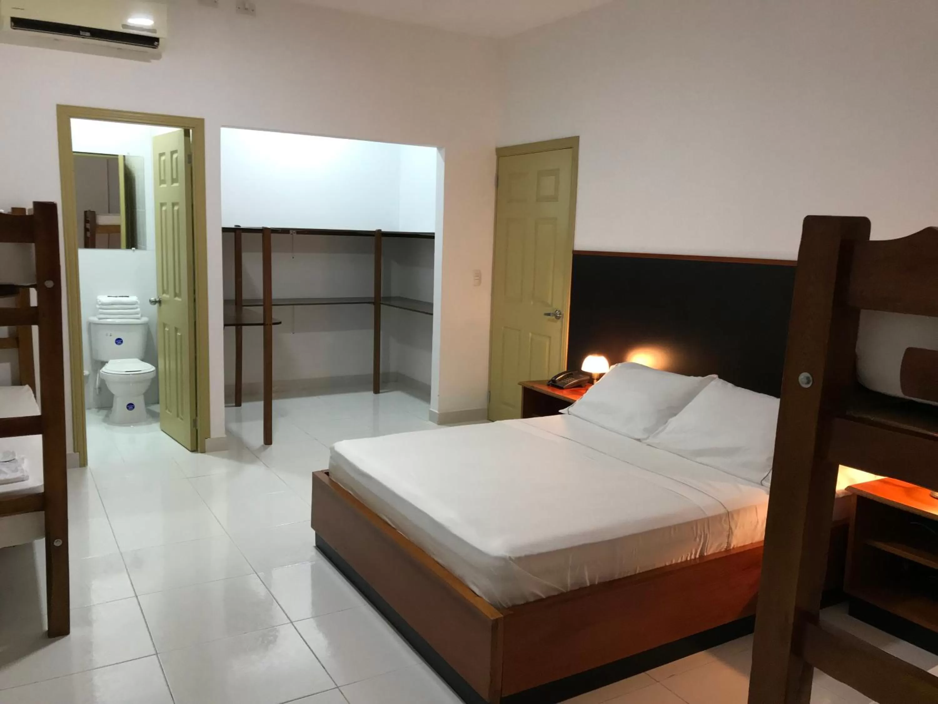 Bed in Hotel Boutique High Park