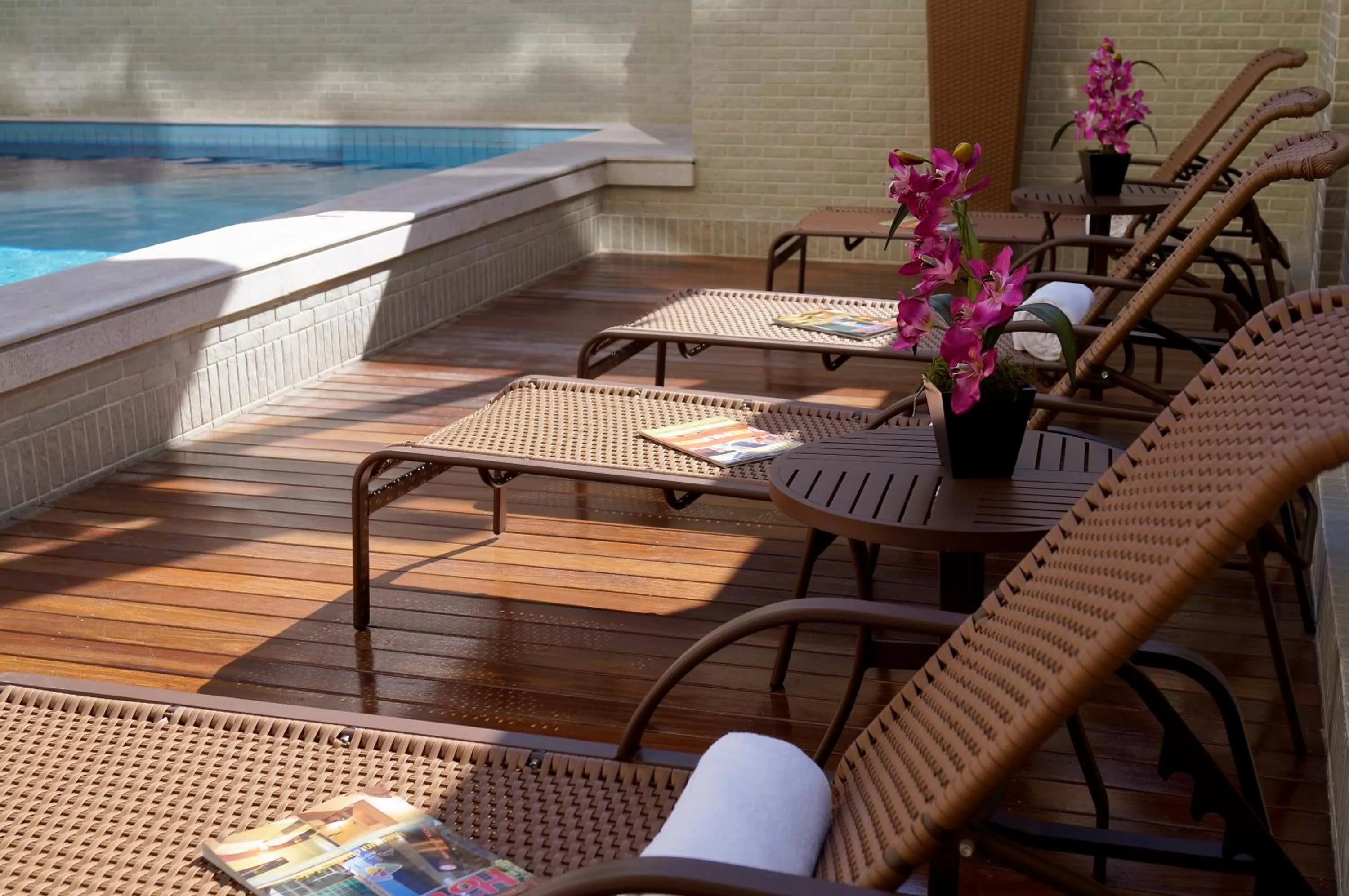 Swimming pool in Alameda Vitória Hotel