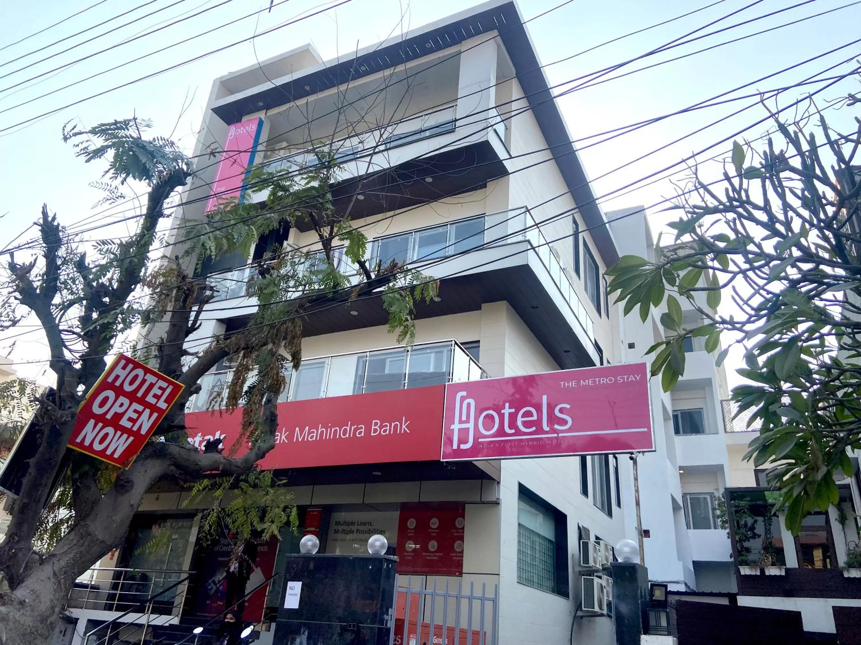 Property Building in The Metro Stay By F9 Hotels-Near Sector 18 Metro Station Noida