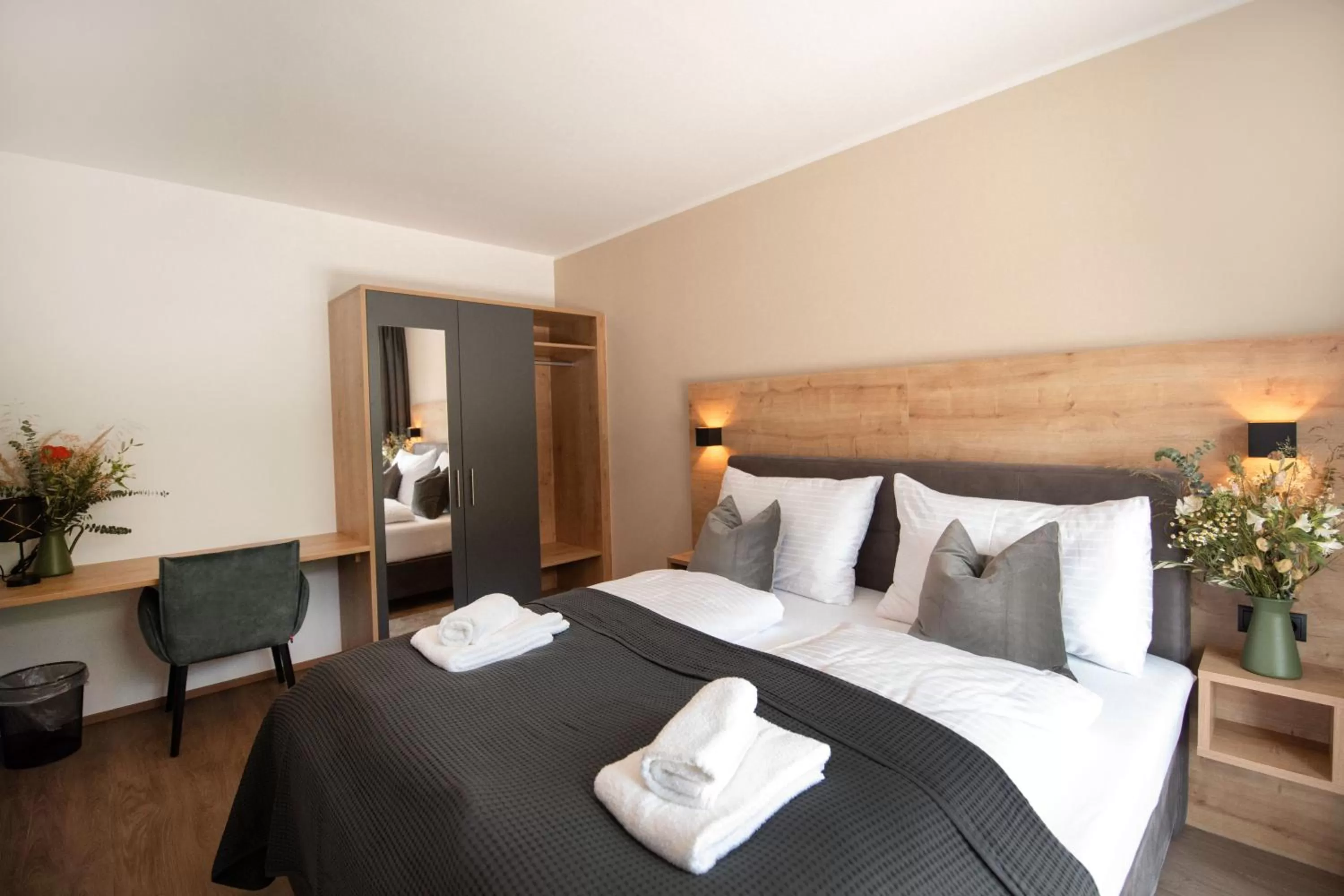 Deluxe Quadruple Room in Das Lenz by Inncomer