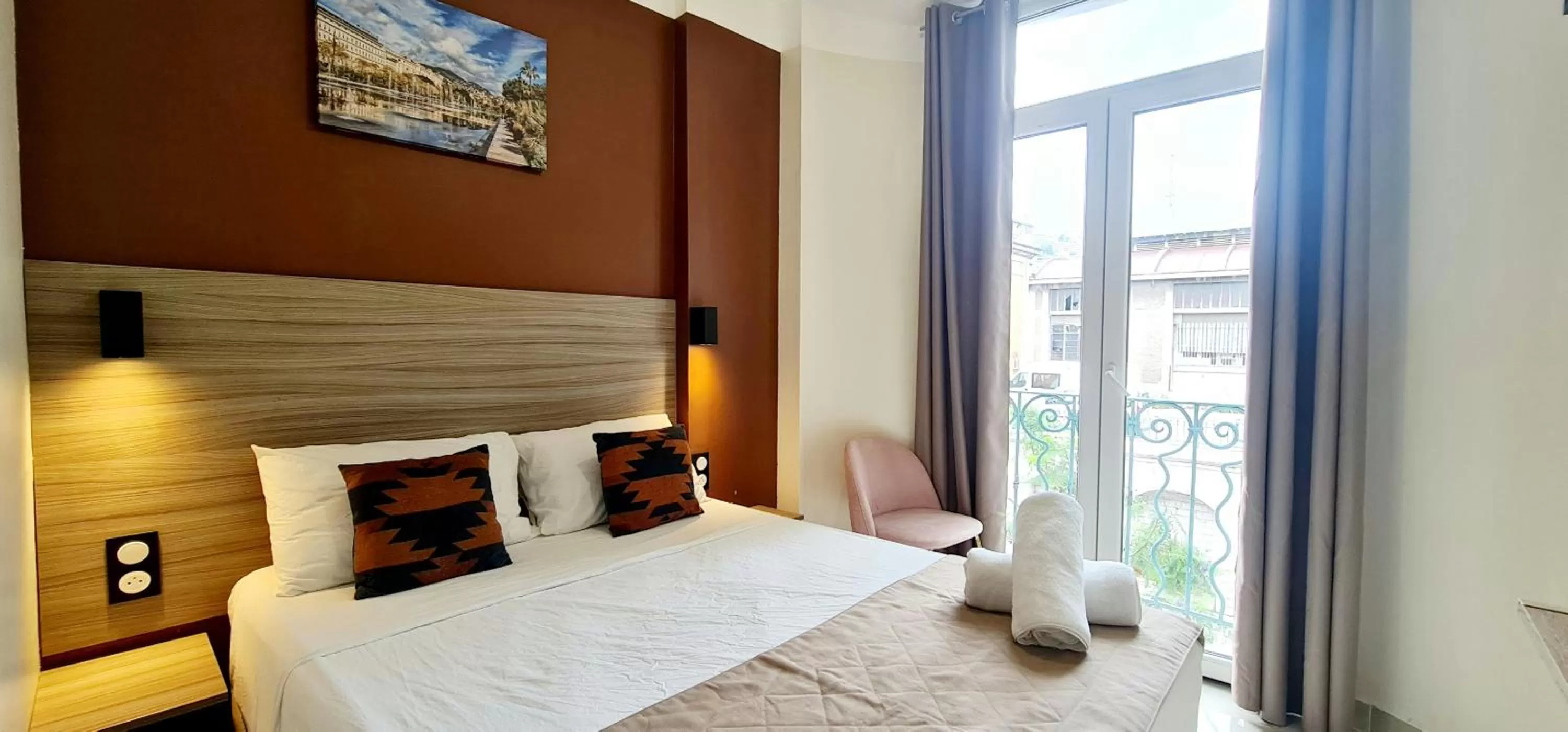 Budget Double Room in Evelia Hotels