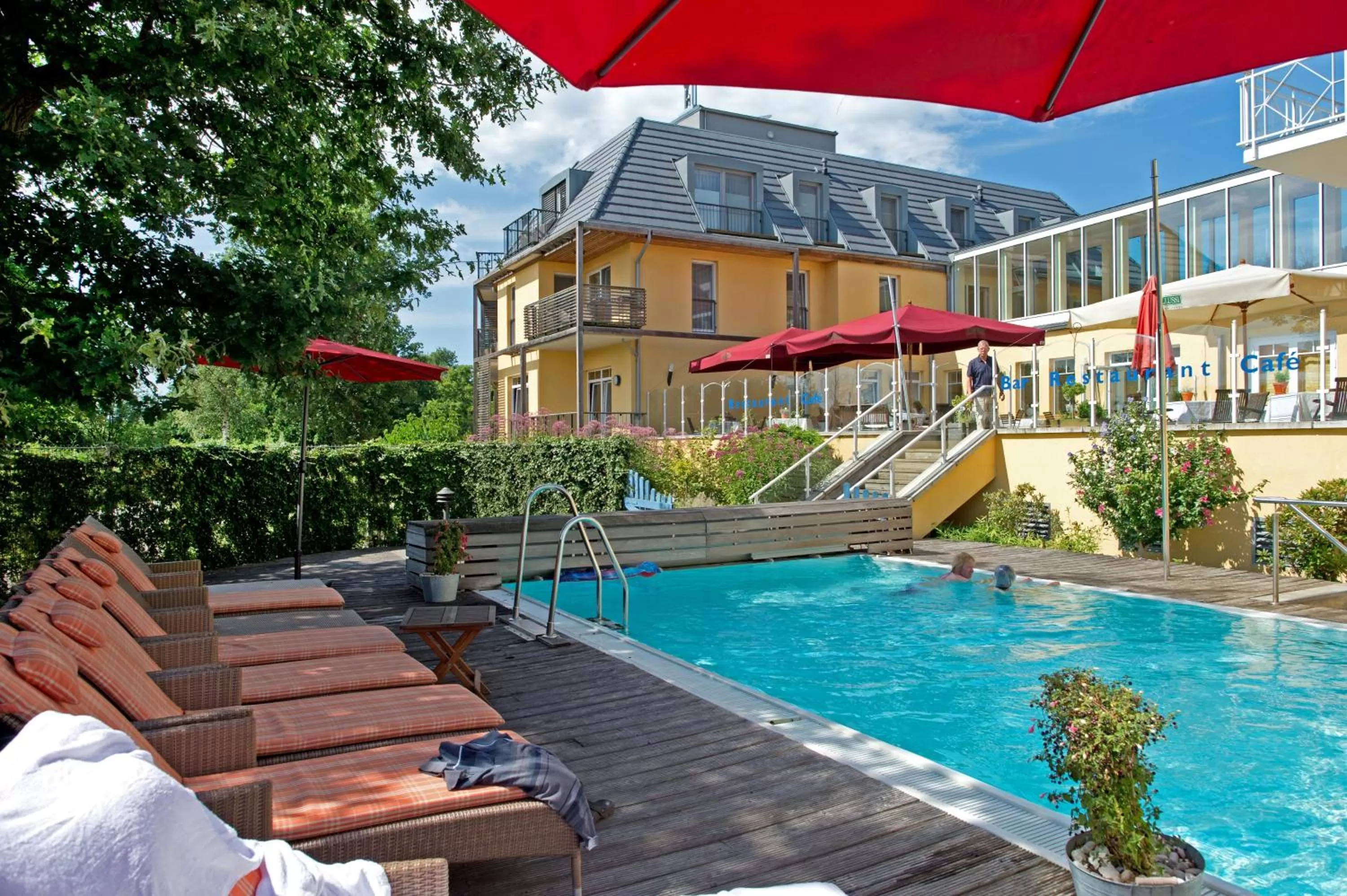 Property building in Hotel Meerlust