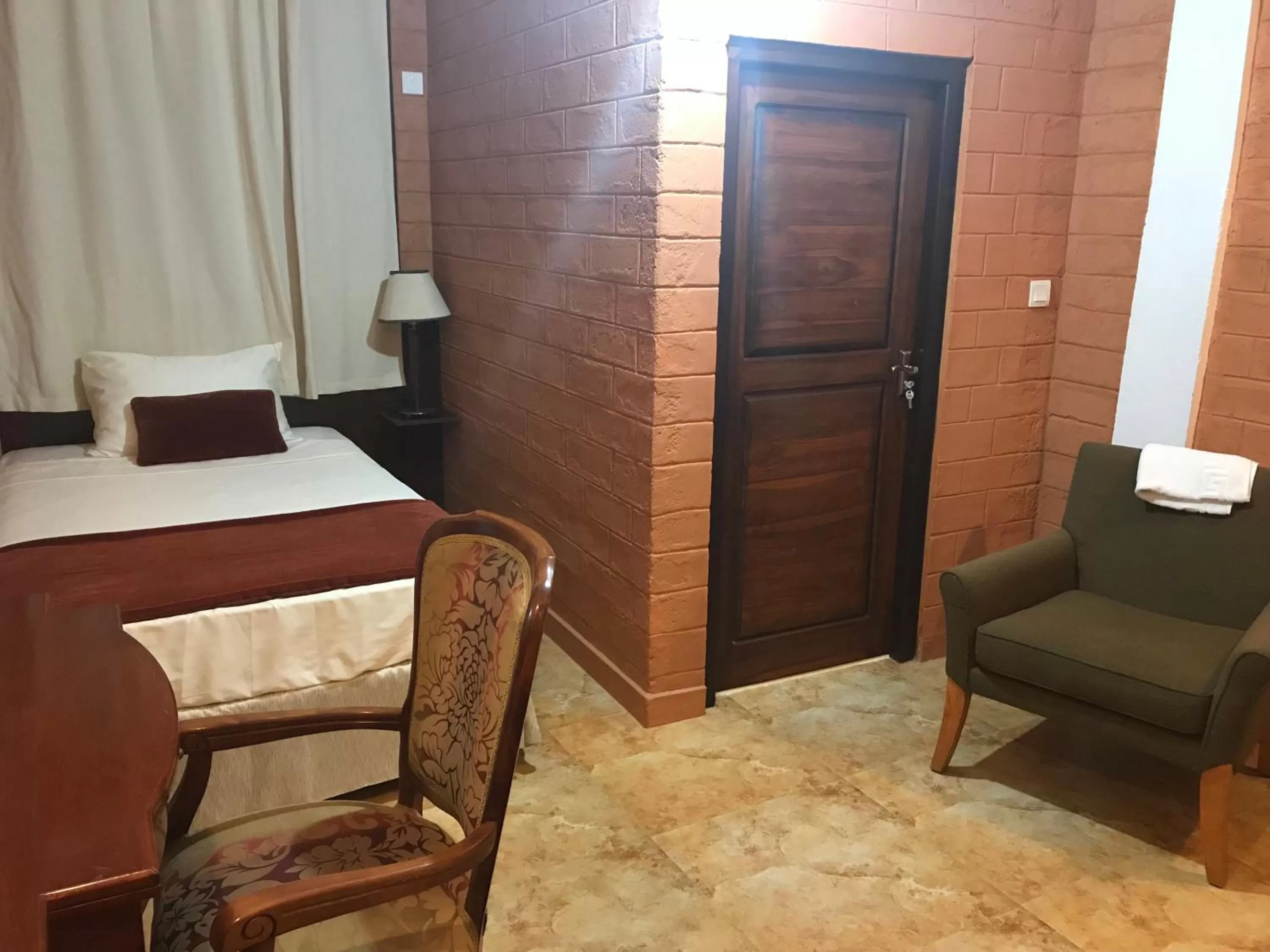 Bed in Hotel 4 U Saliya Garden