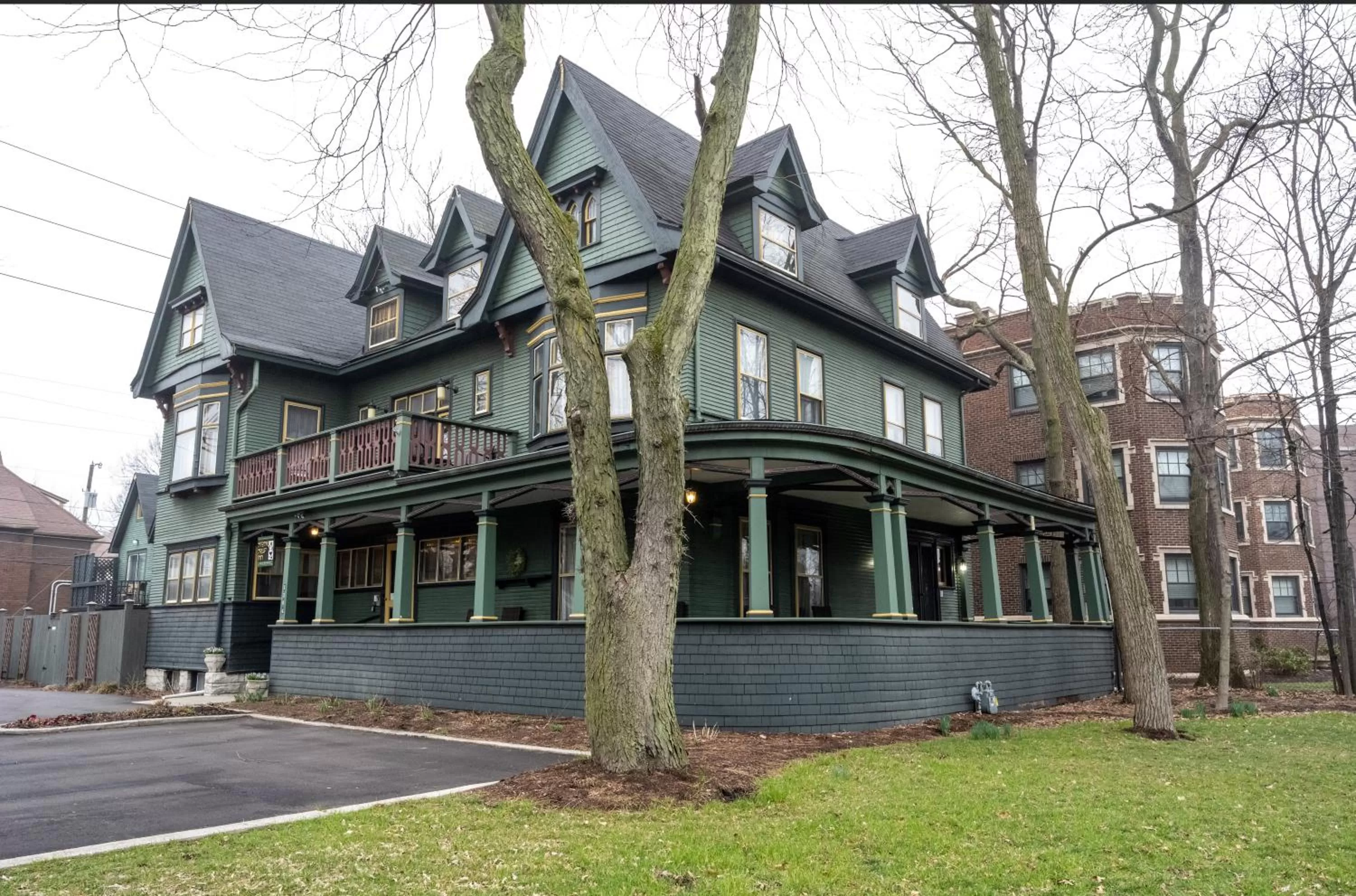 Property building in Stone Soup Inn