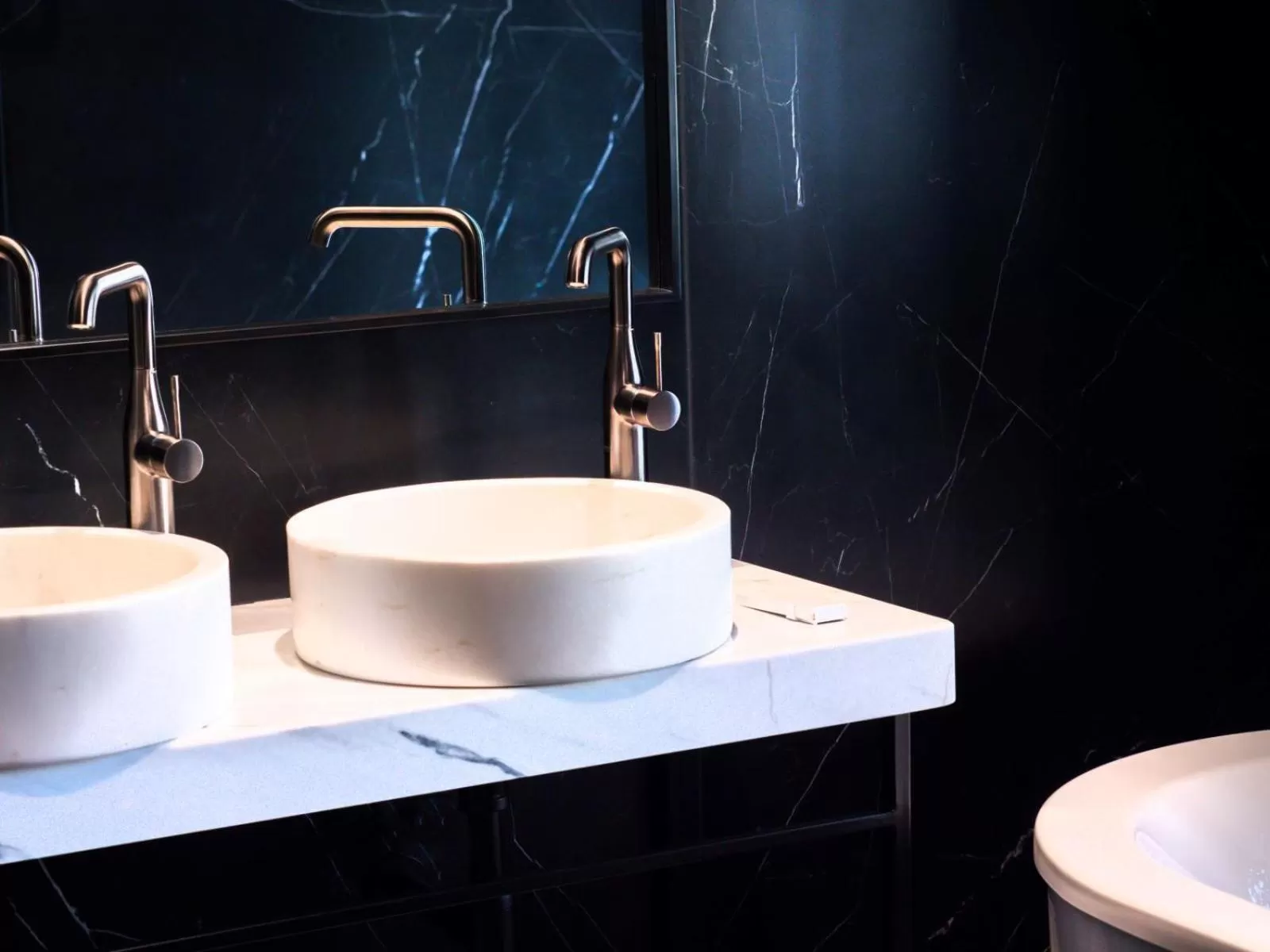 Bath, Bathroom in Moncafe BoutiqueHotel Spa