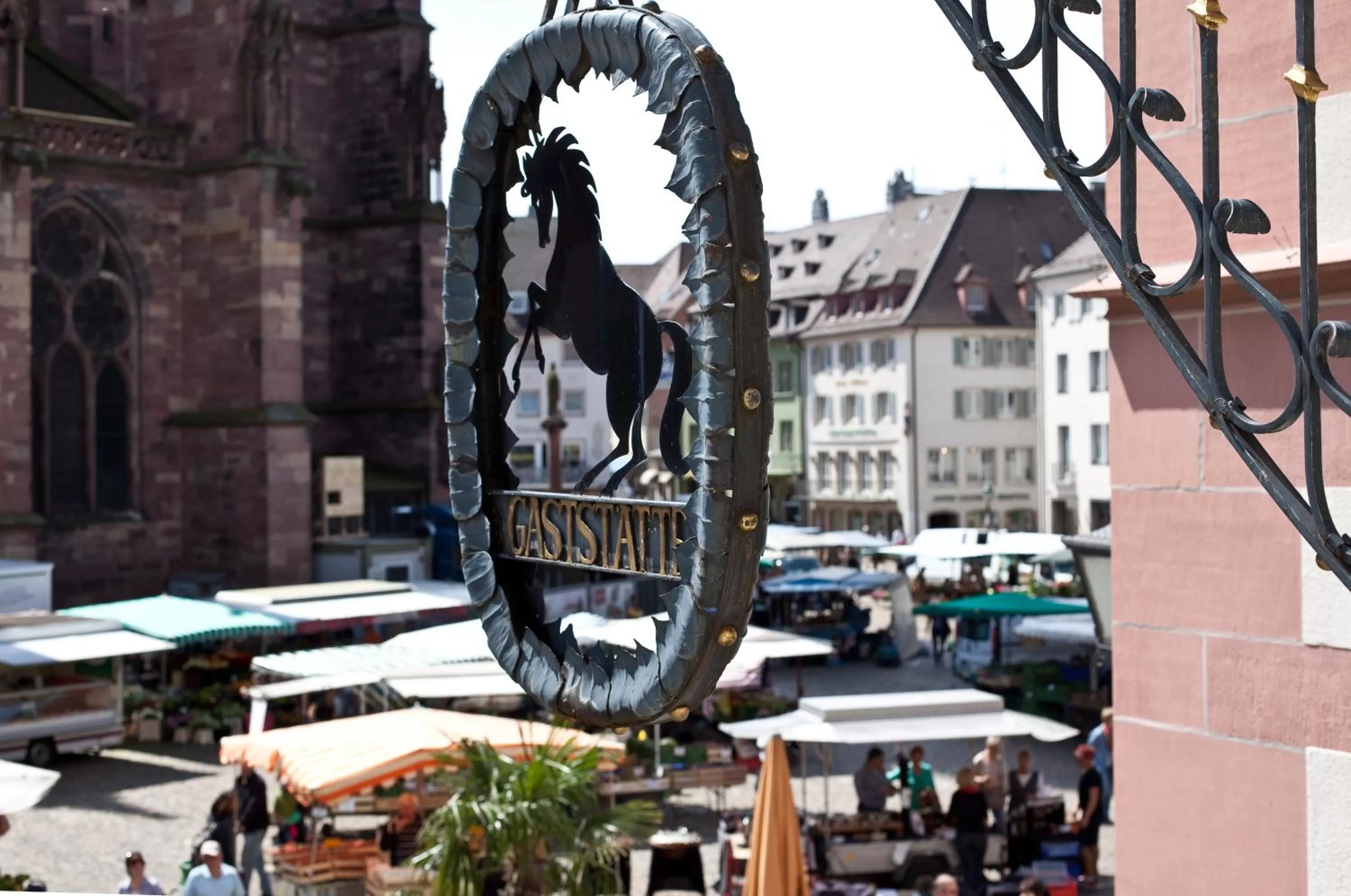 Property logo or sign in Hotel Rappen am Münsterplatz