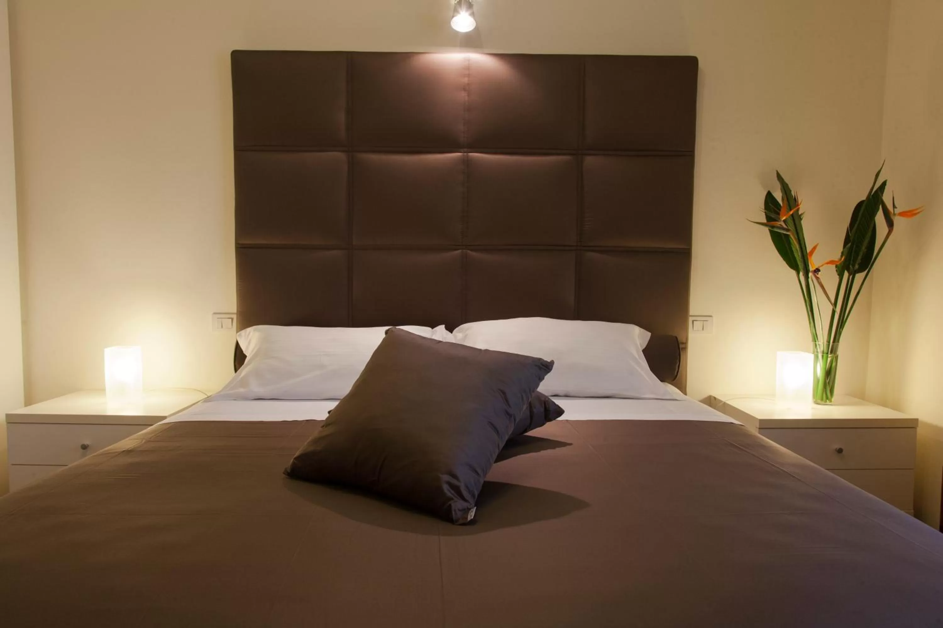 Bed in Exclusive Aparthotel La Reunion