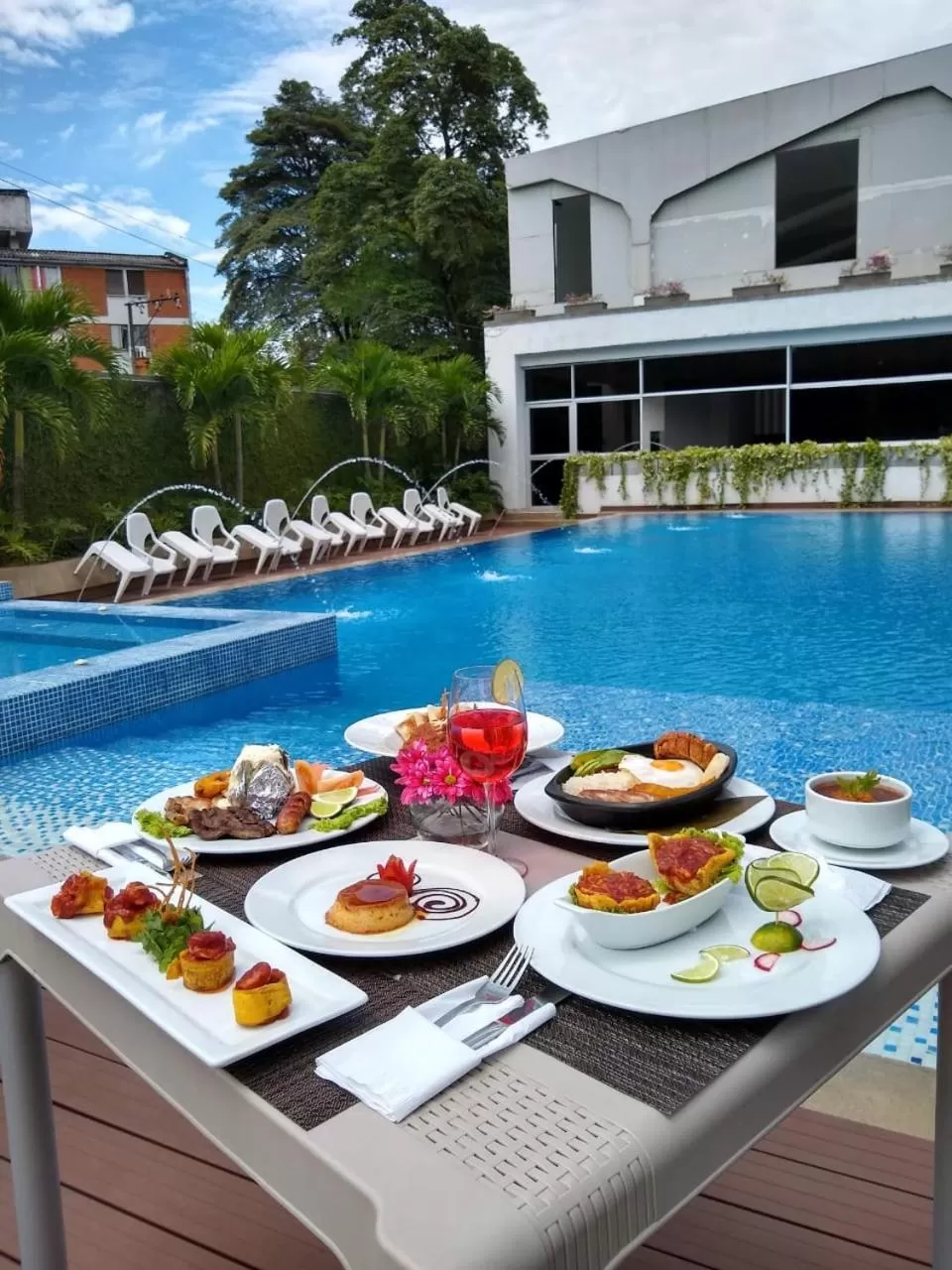 Swimming Pool in Hotel Blue 66