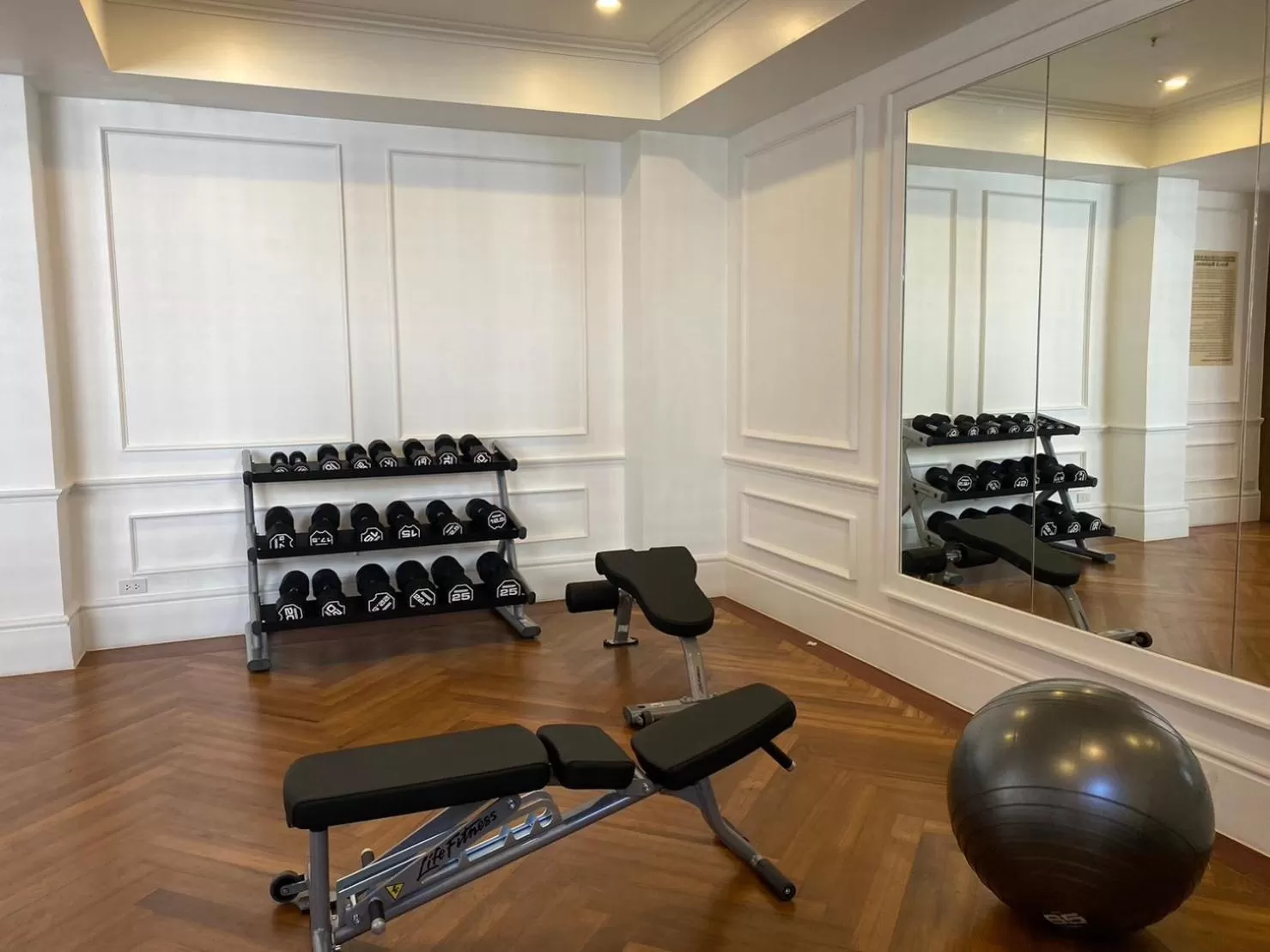 Fitness centre/facilities in Bella Nara Hotel Chiang Mai