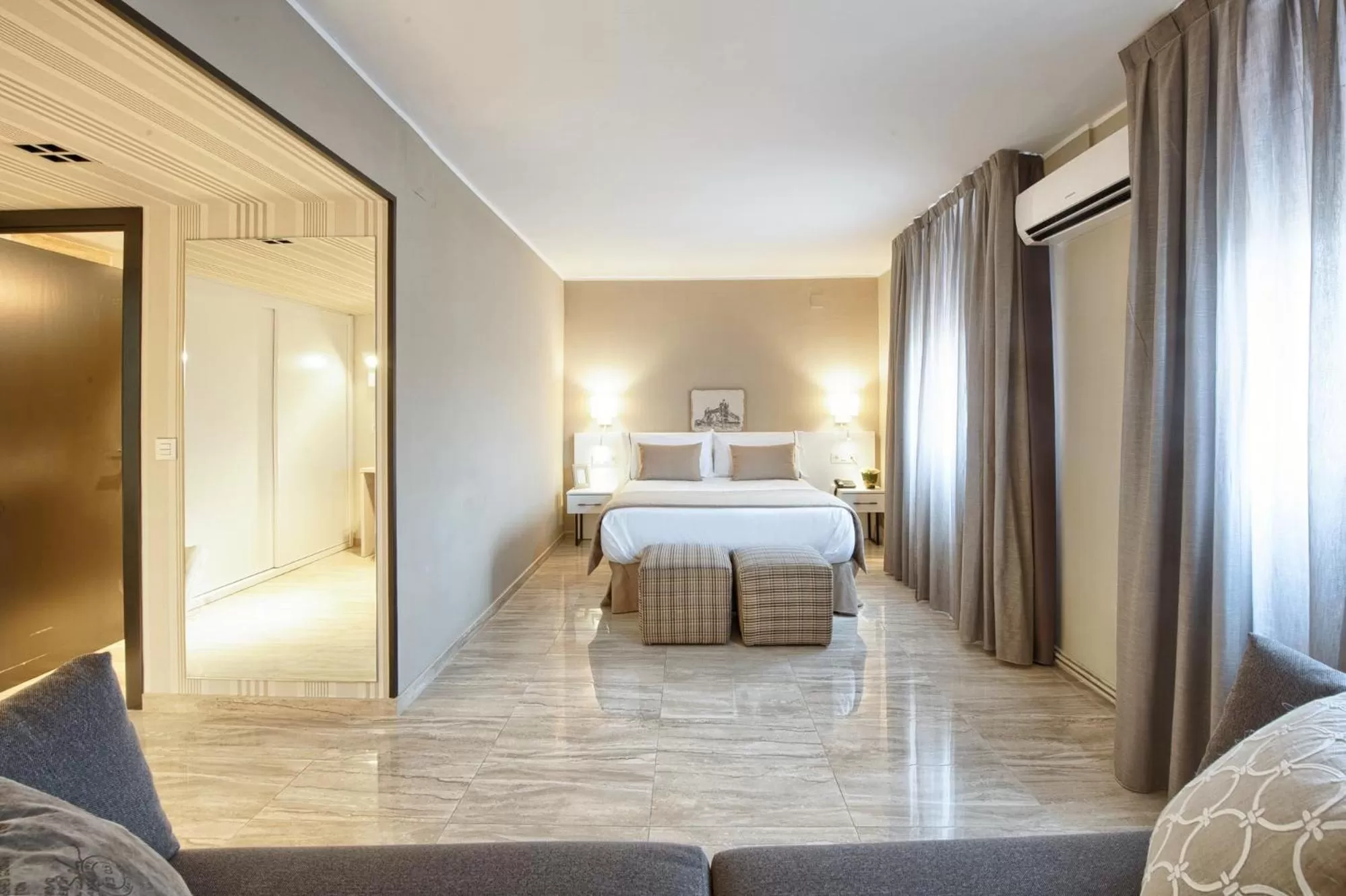 Junior Suite in New Hotel Colon